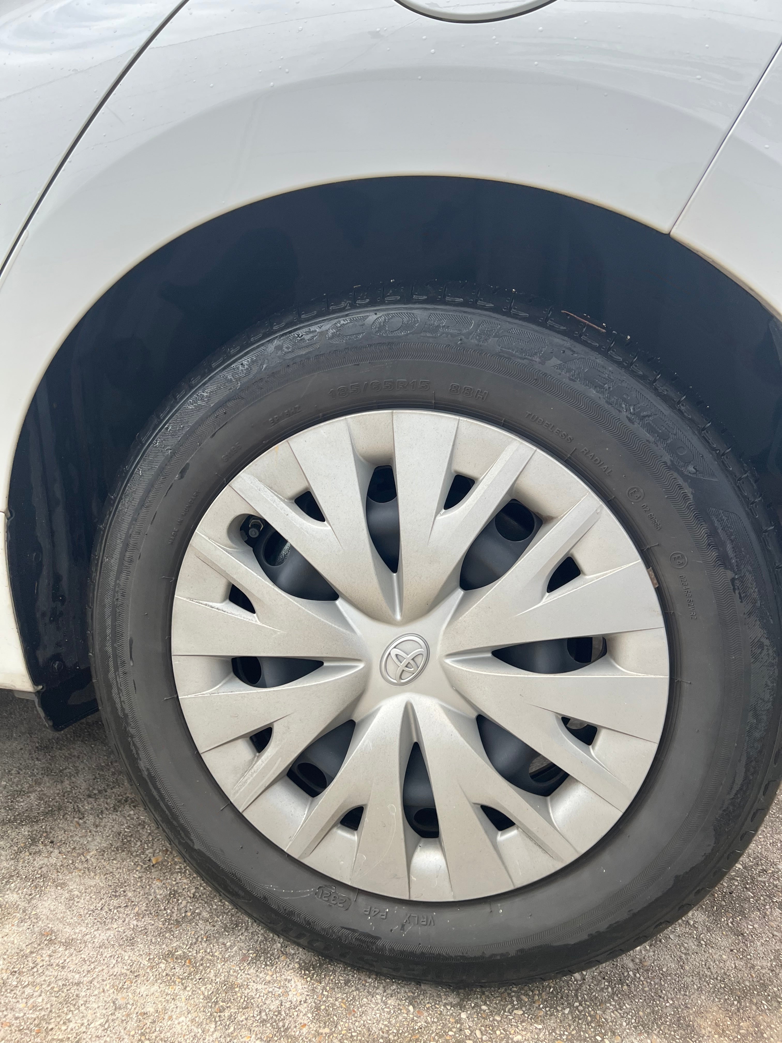 TOYOTA Yaris 1.5 116H Hybride TOYOTA Yaris 1.5 116H Hybride