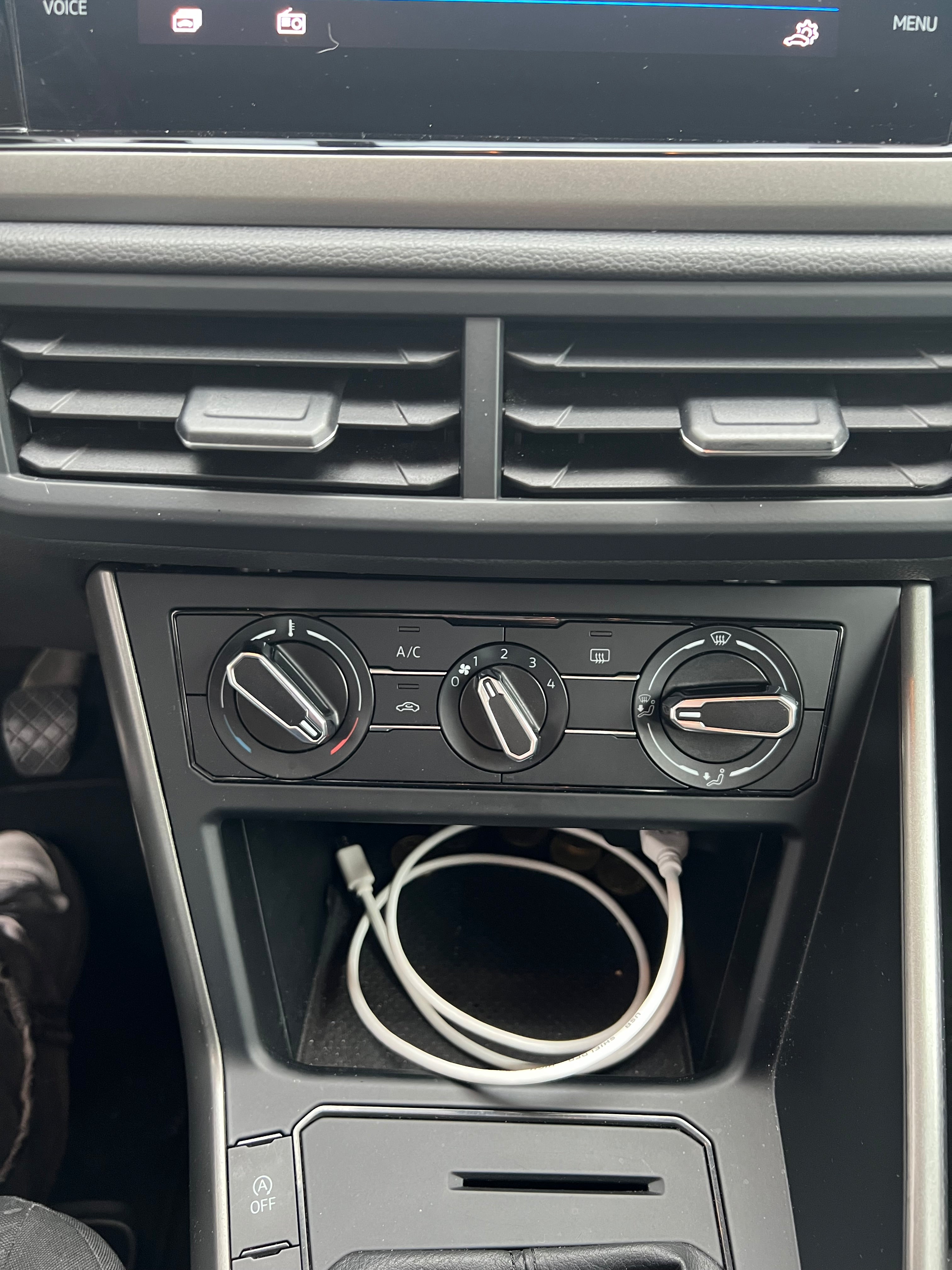 Volkswagen Polo VI 1.0 TSI 95cv Confort Line Volkswagen Polo VI 1.0 TSI 95cv Confort Line