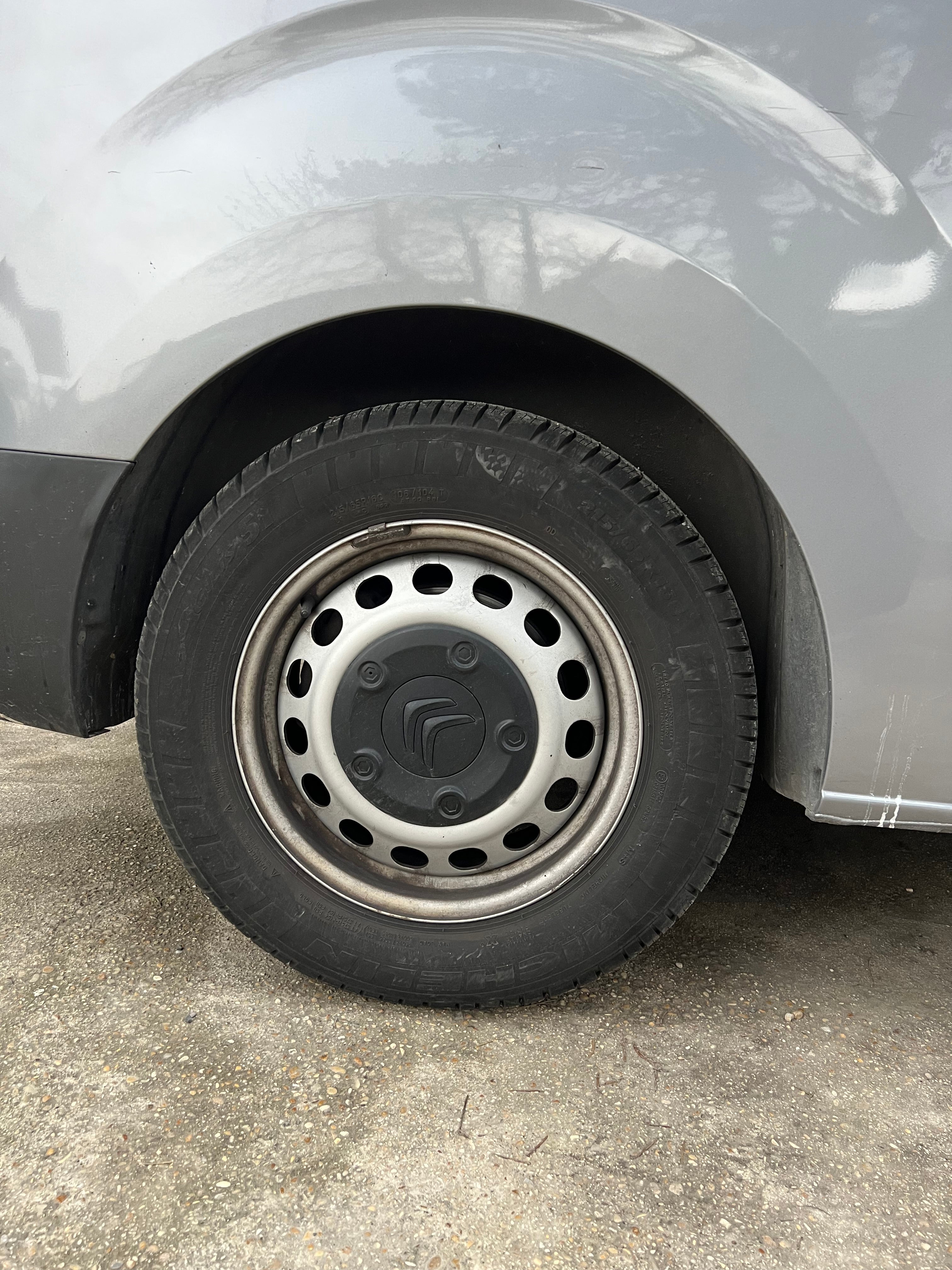 Citroën Jumpy III VUL M 1.5 BlueHDi Fourgon moyen 102 cv Citroën Jumpy III VUL M 1.5 BlueHDi Fourgon moyen 102 cv