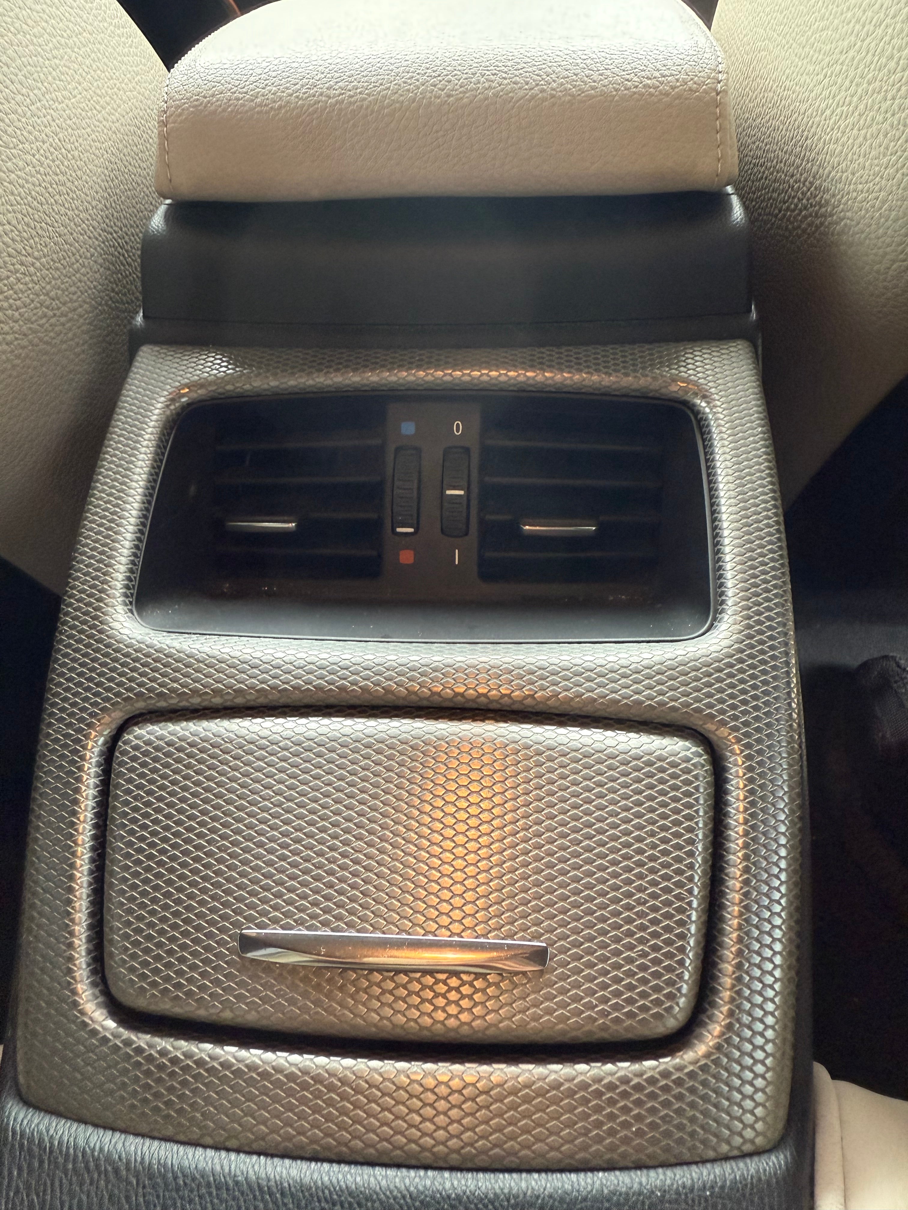 Bmw Serie 3 E93 330D 3.0D 245CH Bmw Serie 3 E93 330D 3.0D 245CH