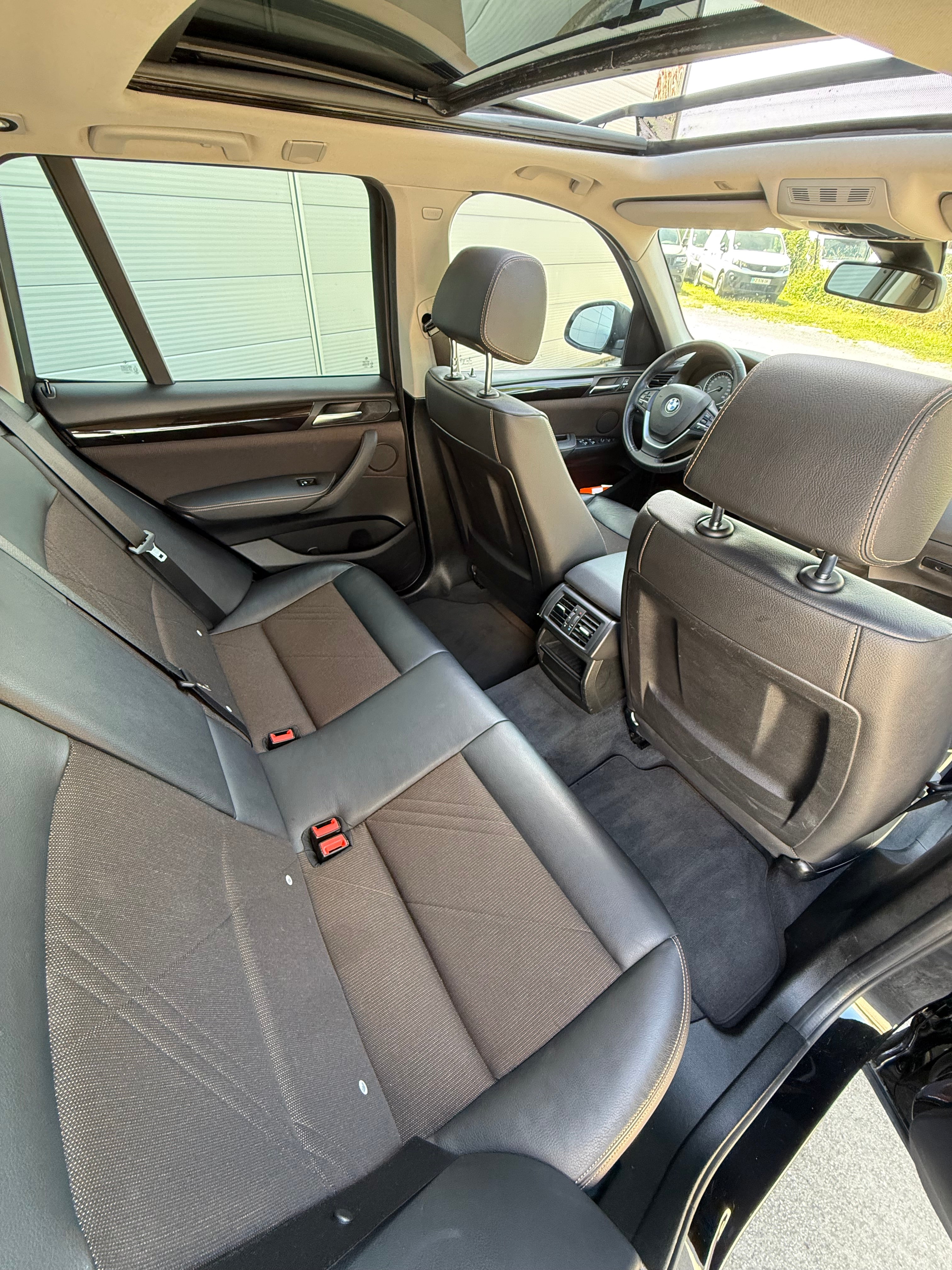 BMW X3 30D X-Drive 3.0 d 258ch XLine F25 BMW X3 30D X-Drive 3.0 d 258ch XLine F25