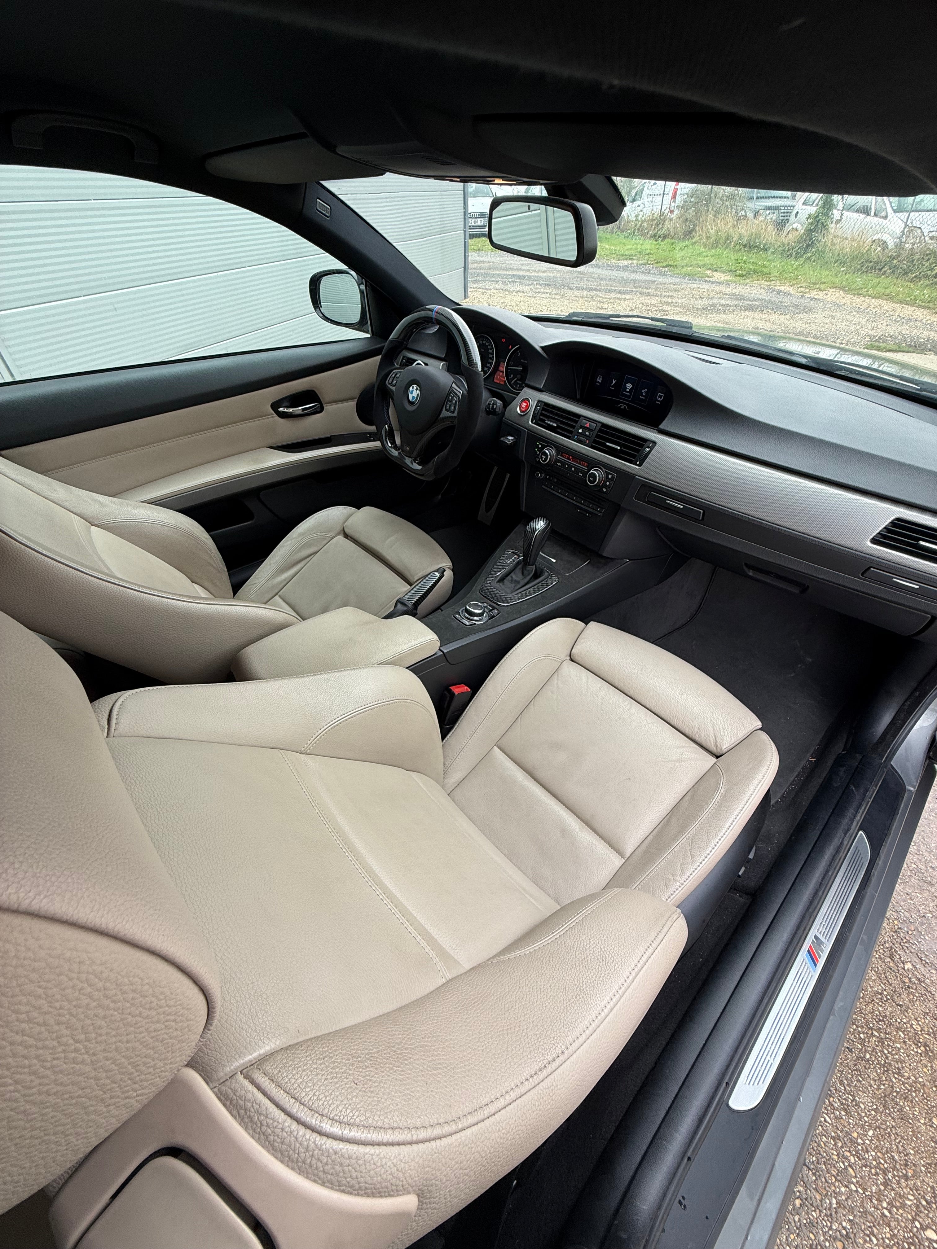 Bmw Serie 3 E93 330D 3.0D 245CH Bmw Serie 3 E93 330D 3.0D 245CH