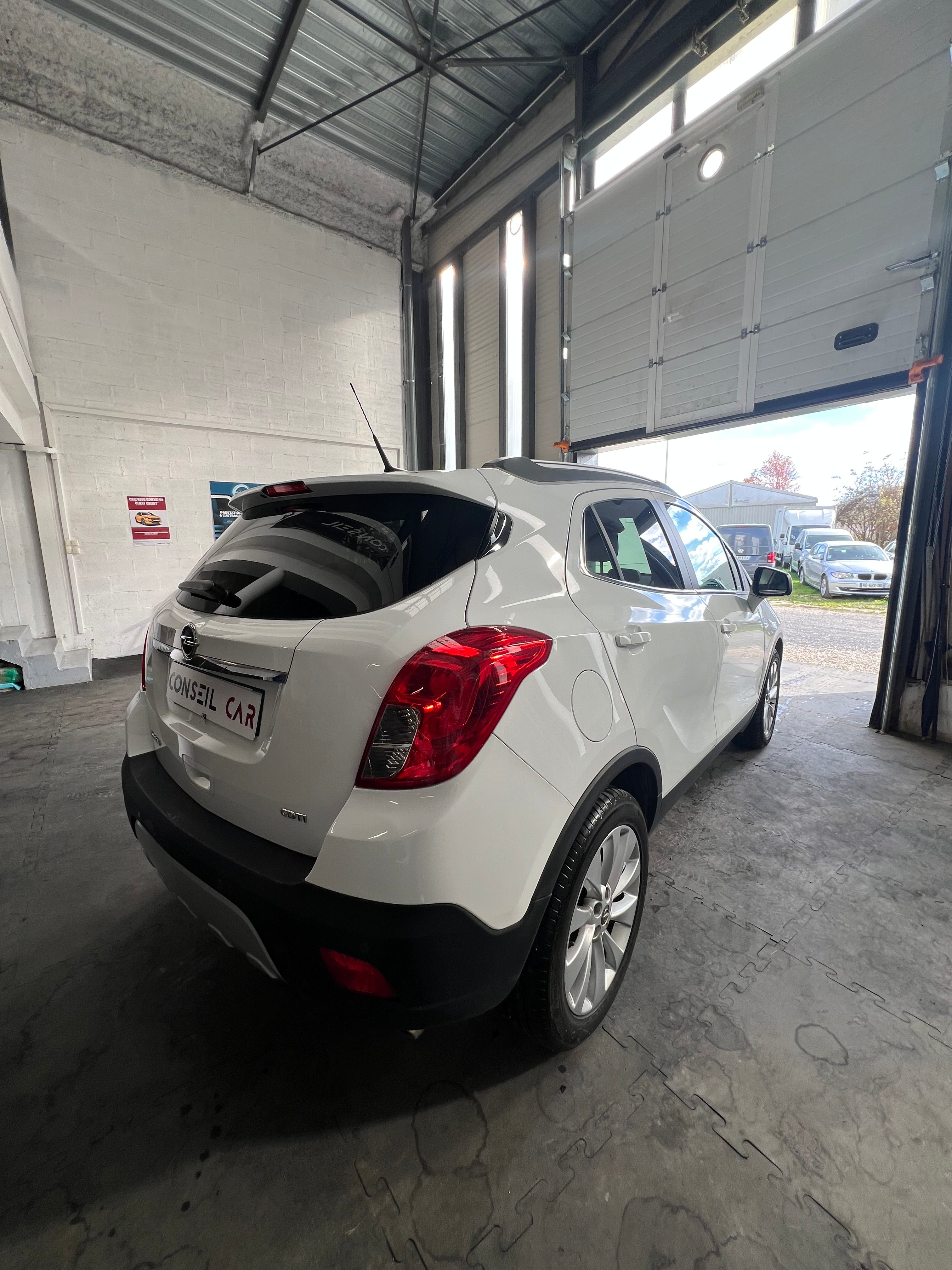 Opel Mokka 1.6 CDTI 4x2 136cv Opel Mokka 1.6 CDTI 4x2 136cv