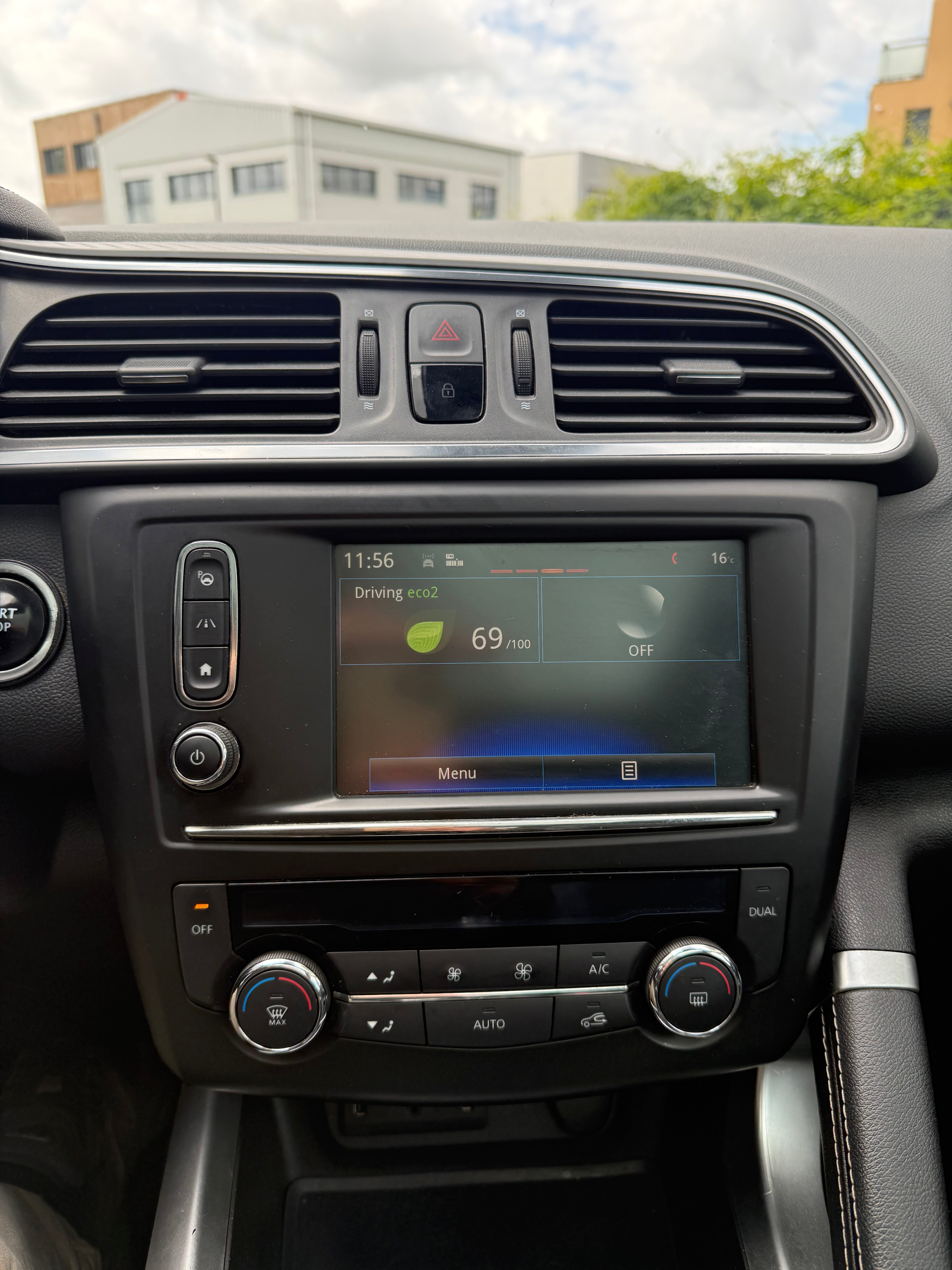 Renault Kadjar 1.2 TCE 130cv ENERGY INTENS Renault Kadjar 1.2 TCE 130cv ENERGY INTENS