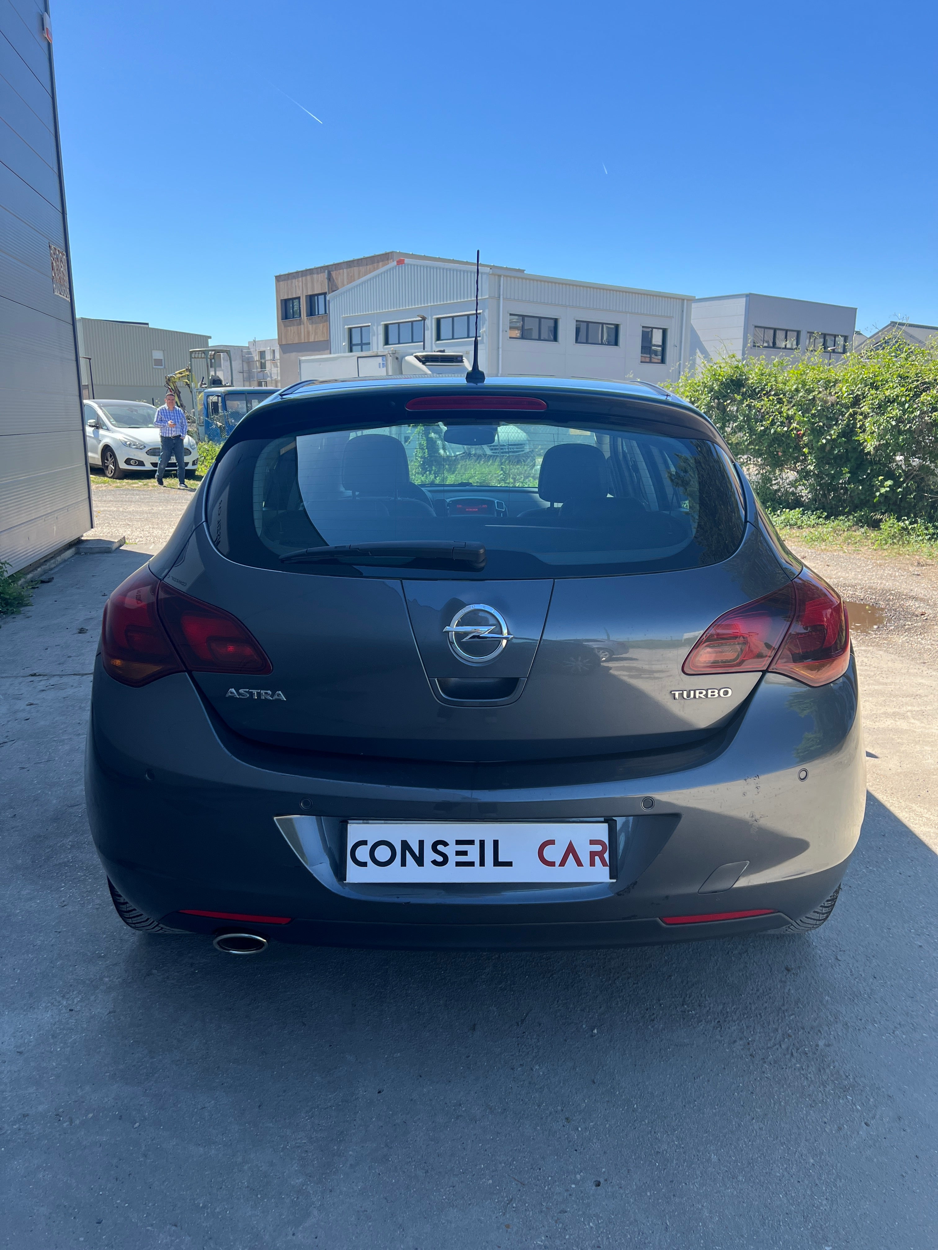 Opel Astra 1.4 Turbo 140cv COSMO Opel Astra 1.4 Turbo 140cv COSMO