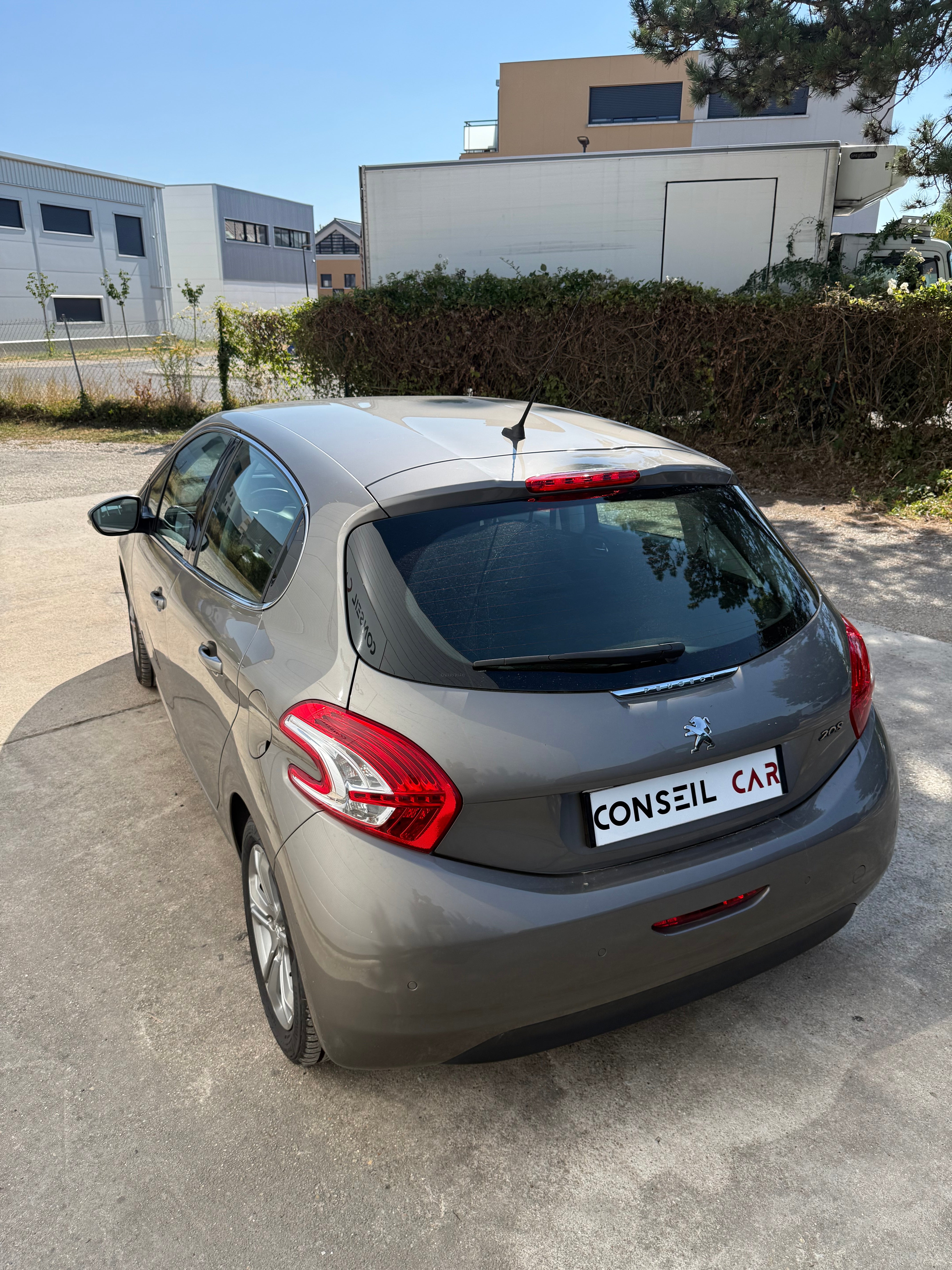 Peugeot 208 1.6VTi 120 Allure Peugeot 208 1.6VTi 120 Allure