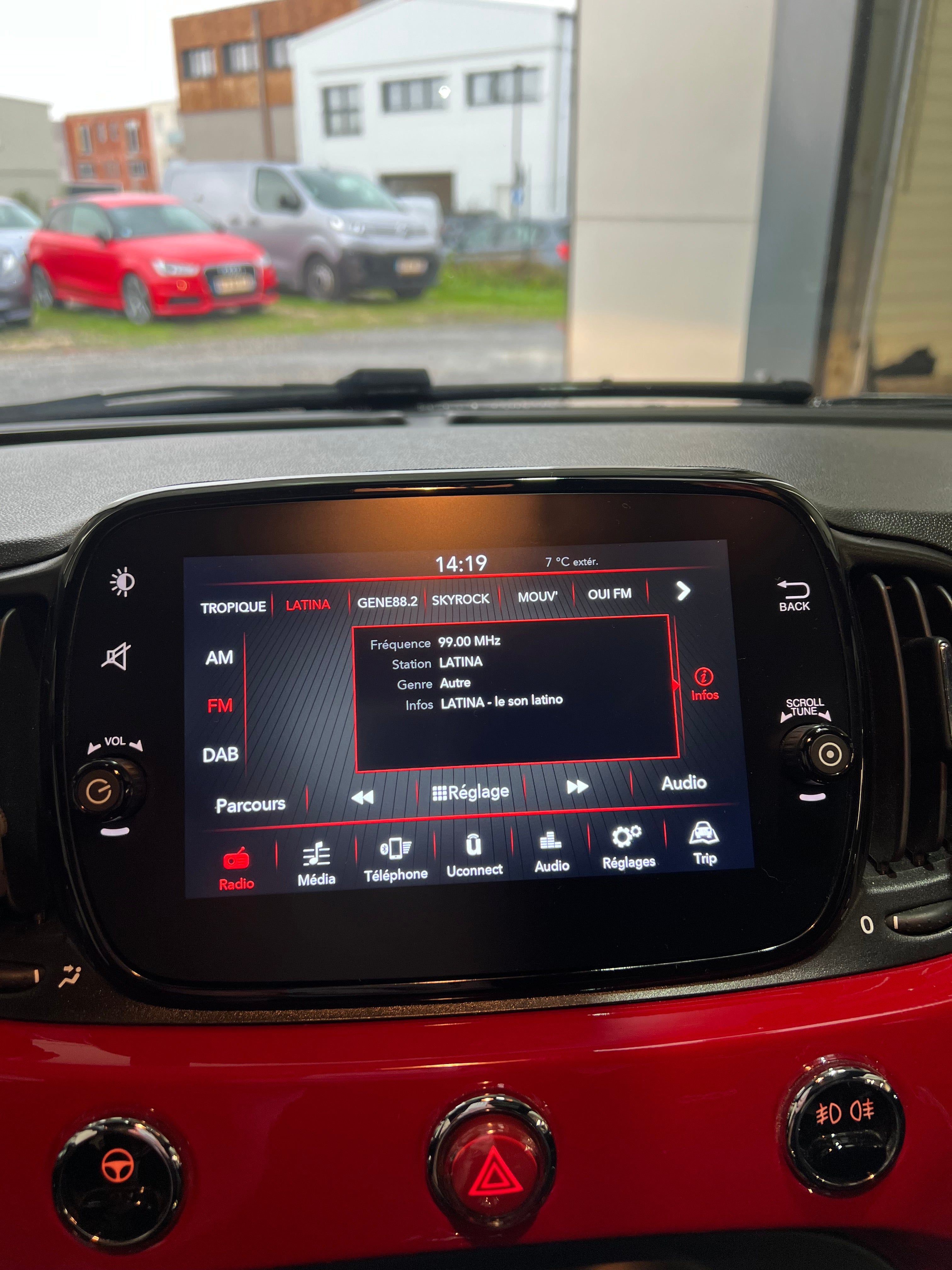 Fiat 500 Finition Sport Phase 3 1.0 BSG 69 cv Fiat 500 Finition Sport Phase 3 1.0 BSG 69 cv