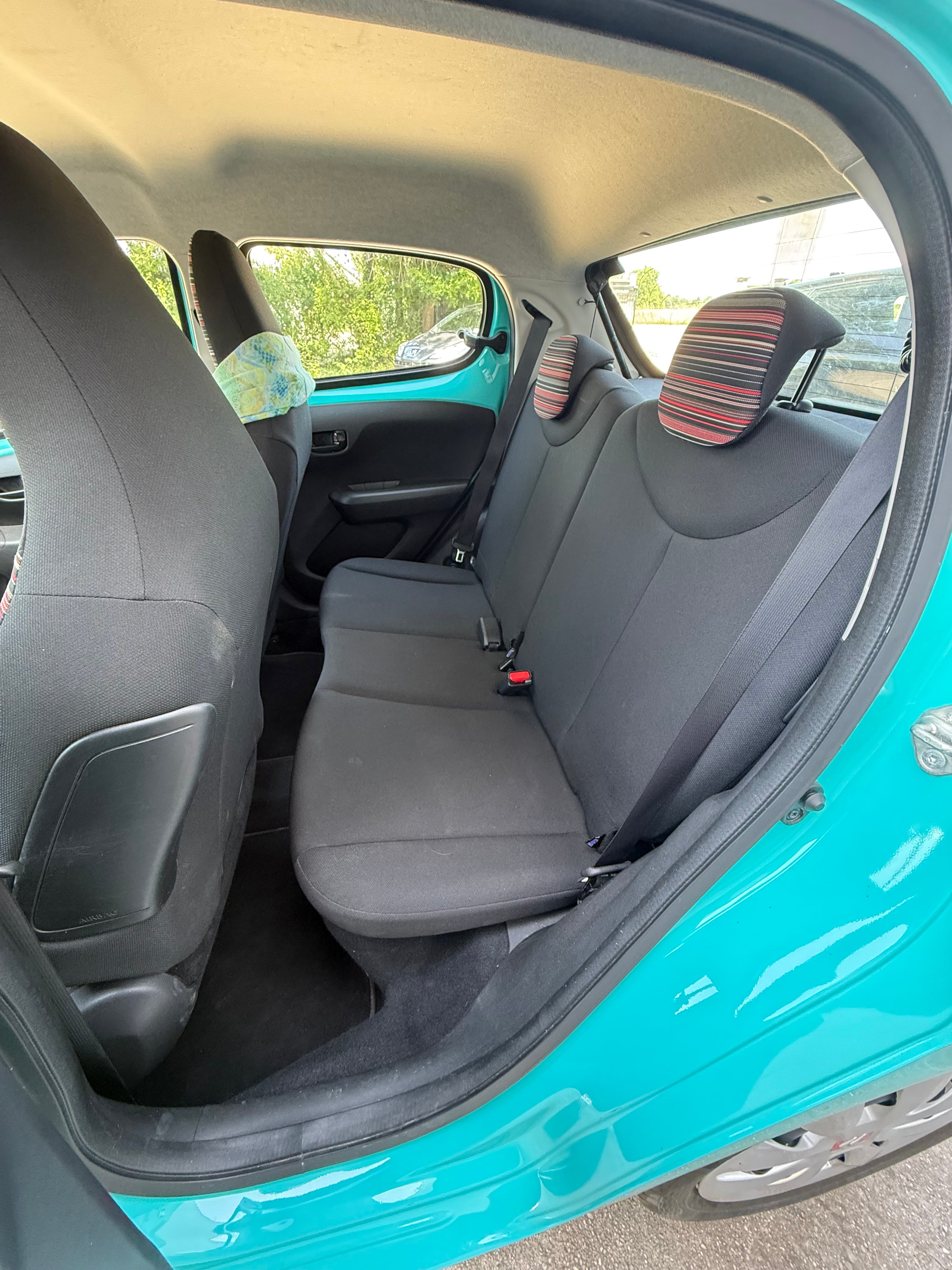 Citroen C1 1.0 VTI 70 MENTOS Citroen C1 1.0 VTI 70 MENTOS
