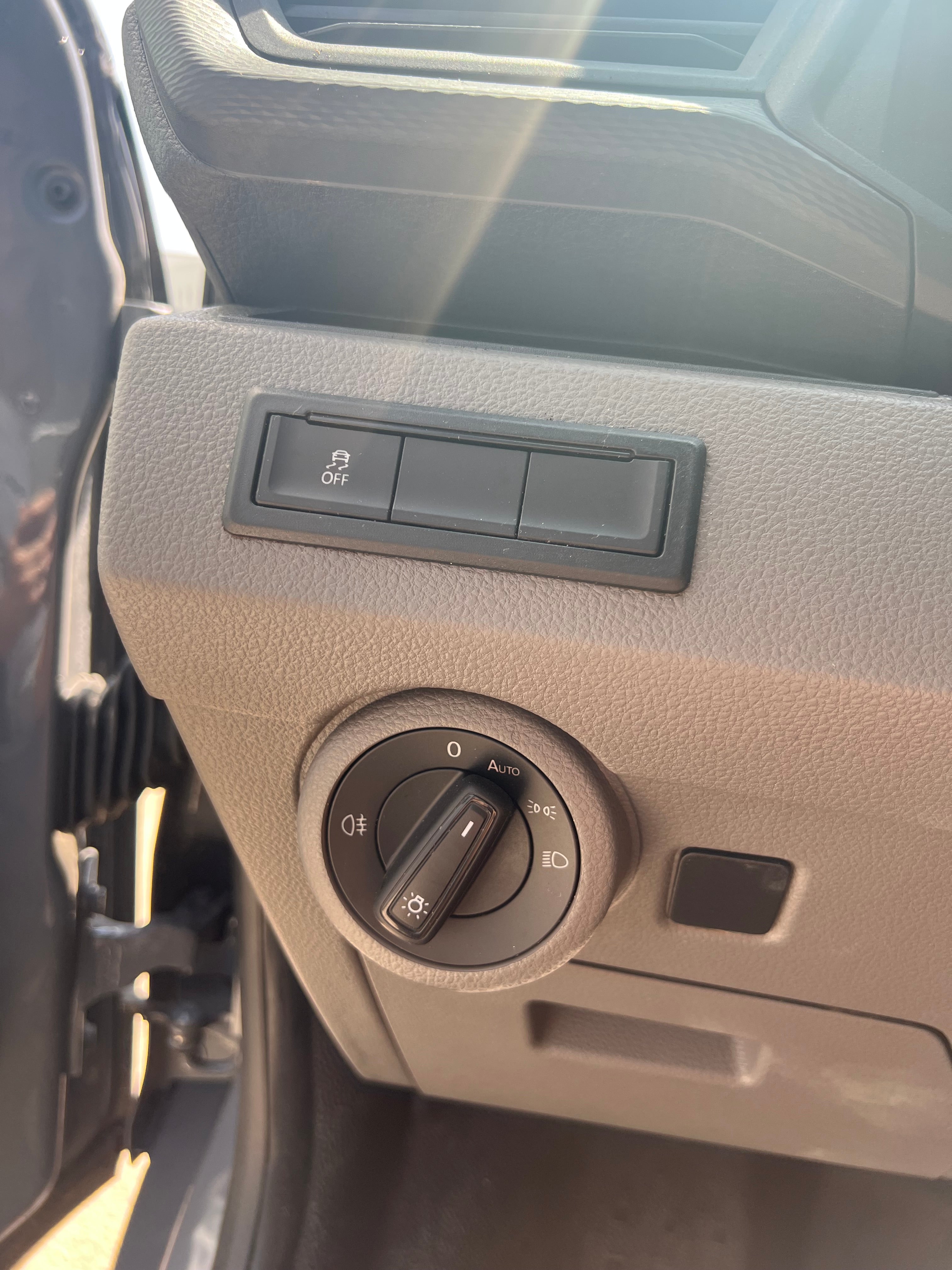 Volkswagen Transporter Fourgon L2 2.0 TDI DSG7 150cv Volkswagen Transporter Fourgon L2 2.0 TDI DSG7 150cv