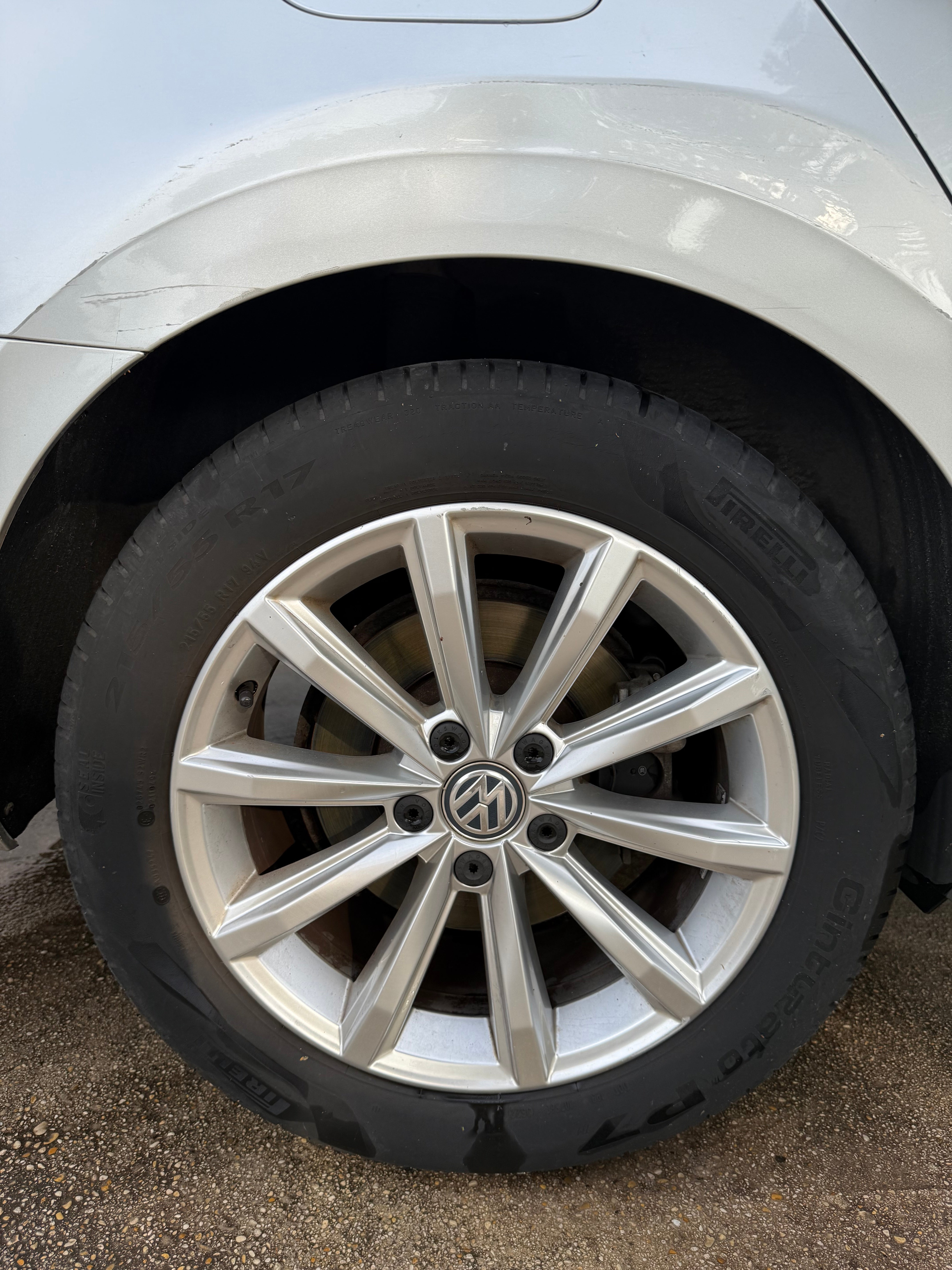 Volkswagen Passat 2.0 TDI Bluemotion 150CH Volkswagen Passat 2.0 TDI Bluemotion 150CH