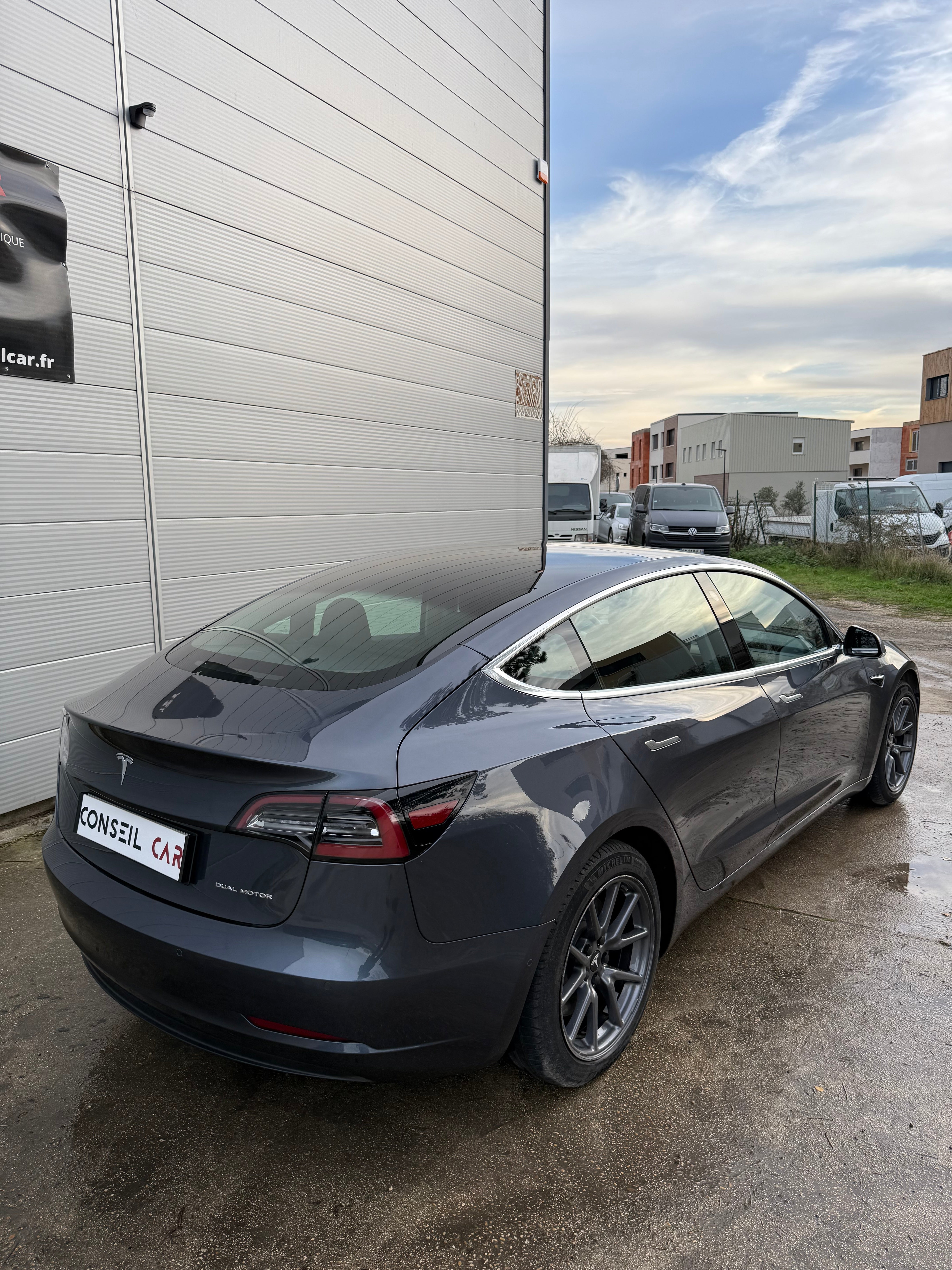 Tesla Model 3 Long Range 462CH Dual AWD Tesla Model 3 Long Range 462CH Dual AWD