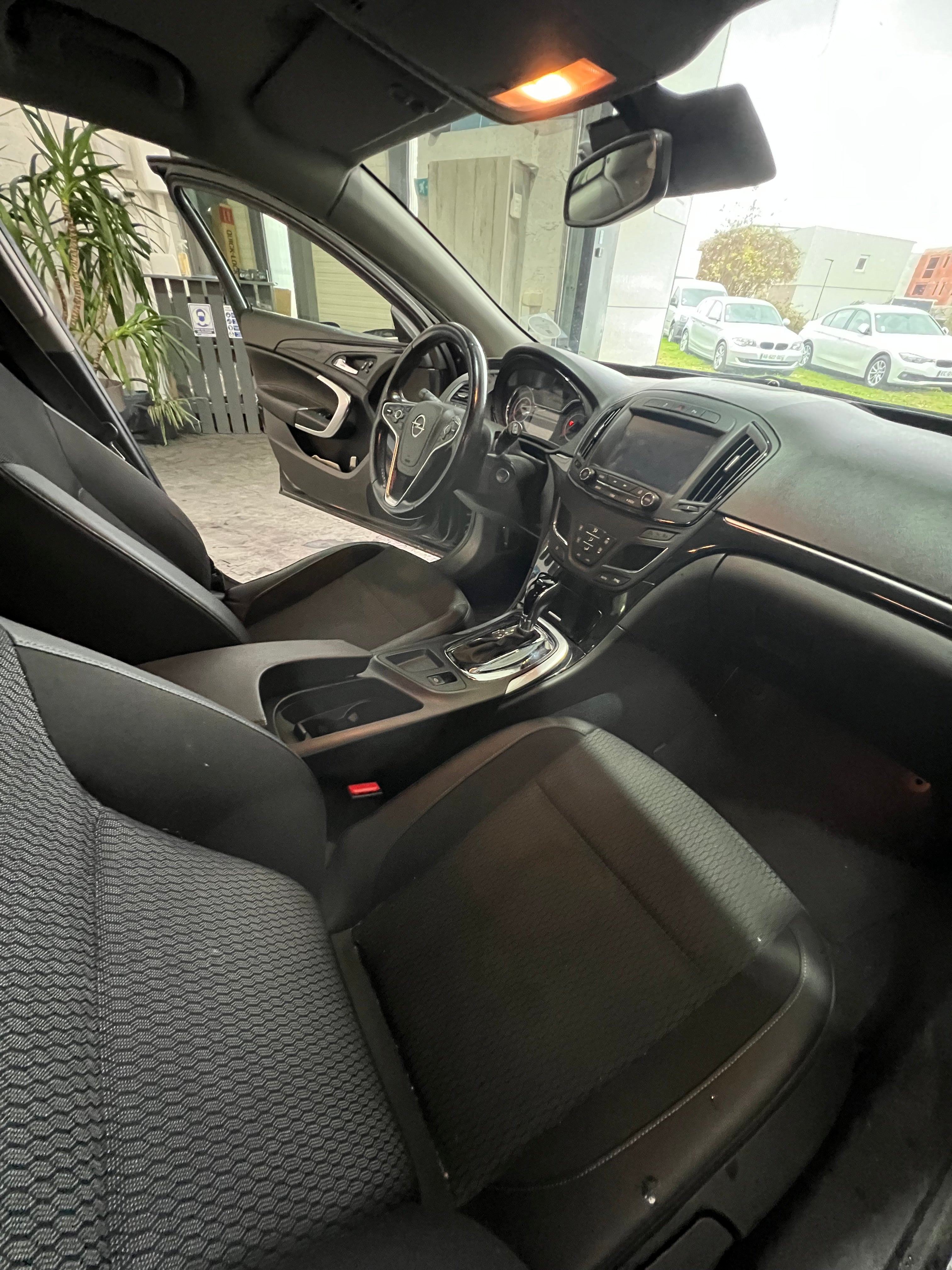 Opel Insignia Phase 2 1.6 CDTI 136cv Opel Insignia Phase 2 1.6 CDTI 136cv