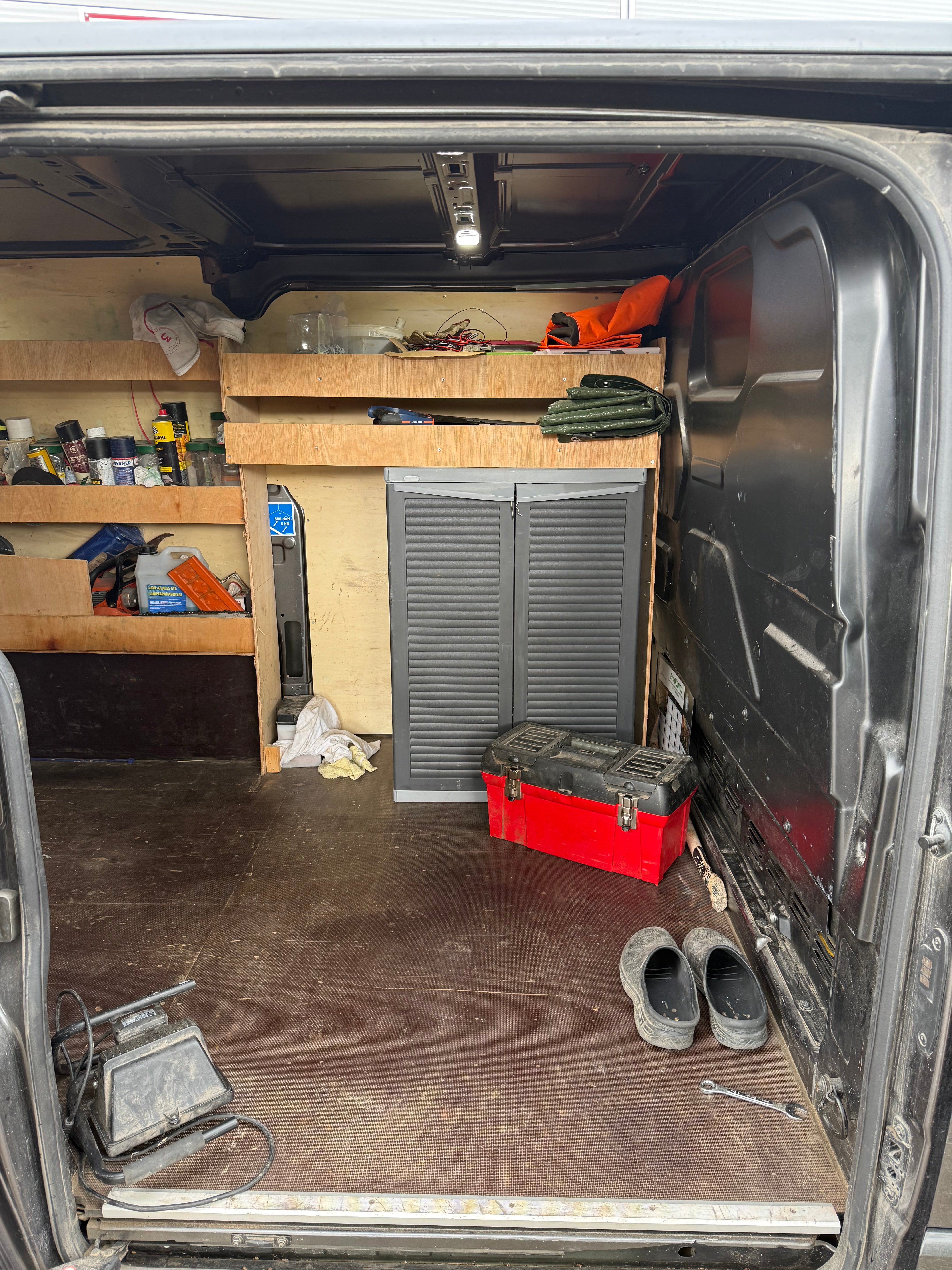 Ford Transit Custom Vu FOURGON 300 2.0 TDCI 170 L1H1 COURT Ford Transit Custom Vu FOURGON 300 2.0 TDCI 170 L1H1 COURT