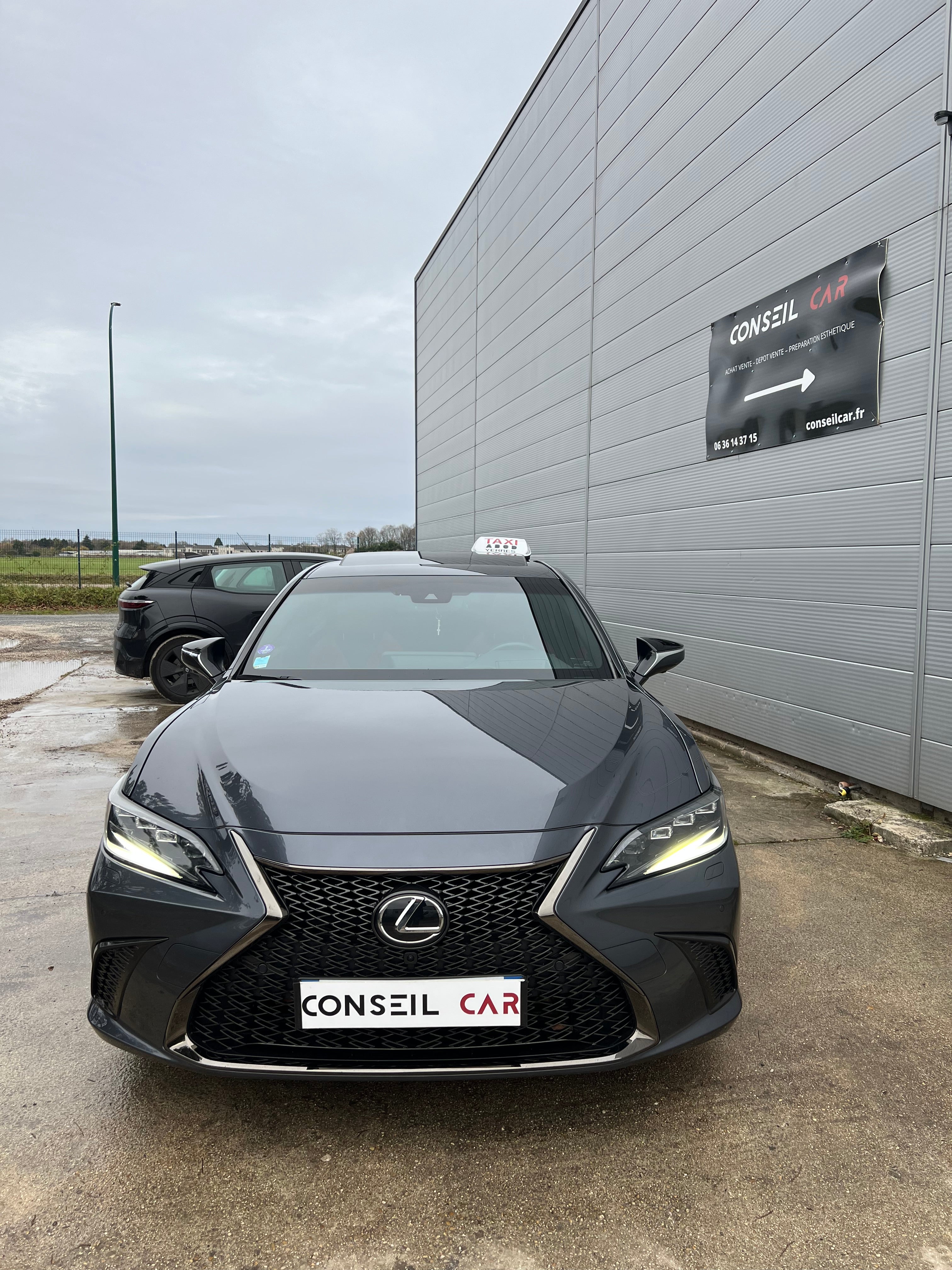 Lexus ES300H 178cv F-Sport Hybride non-rechargeable Lexus ES300H 178cv F-Sport Hybride non-rechargeable