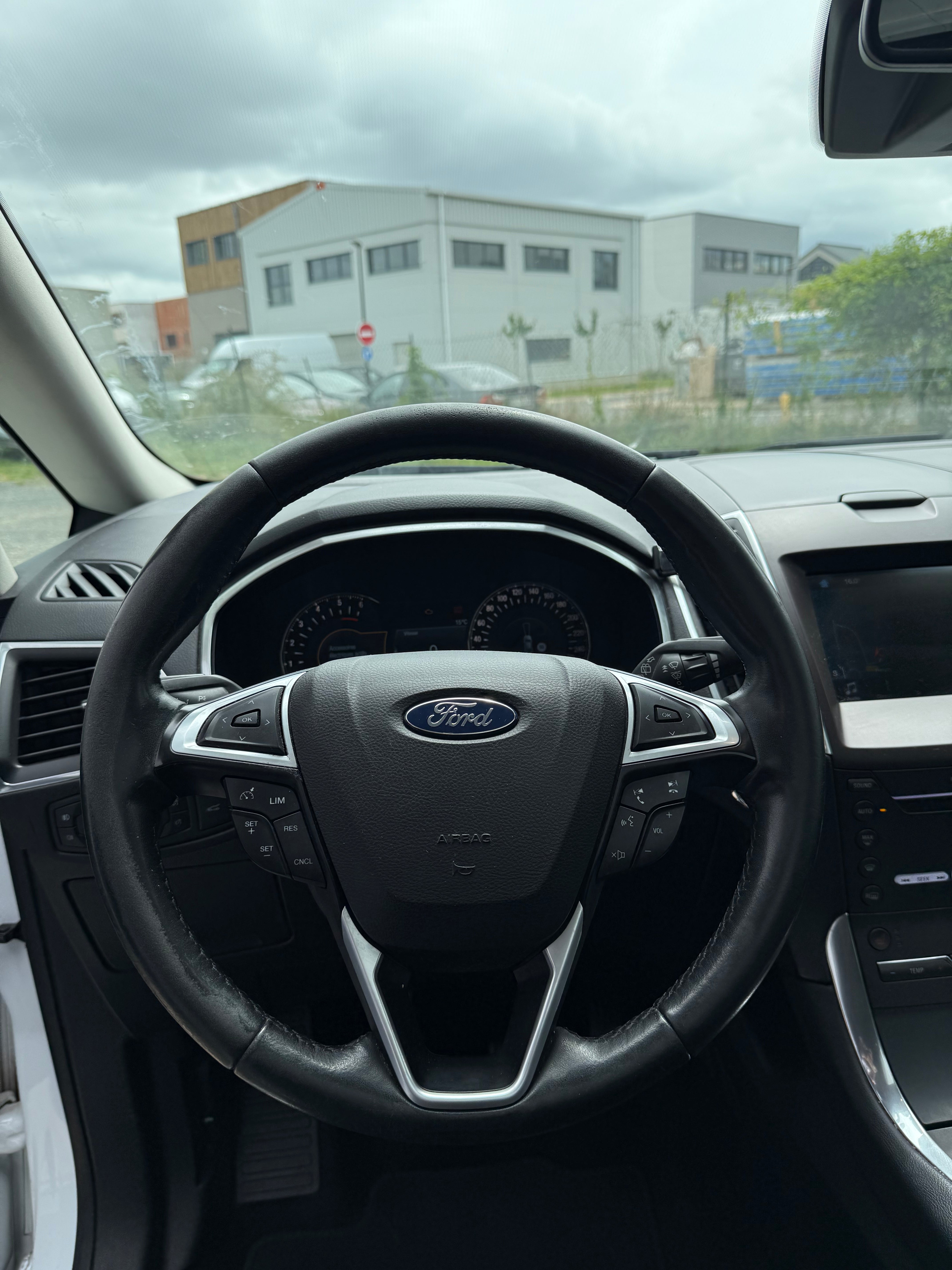 Ford S-Max 2.0 TDCI 150cv Ford S-Max 2.0 TDCI 150cv