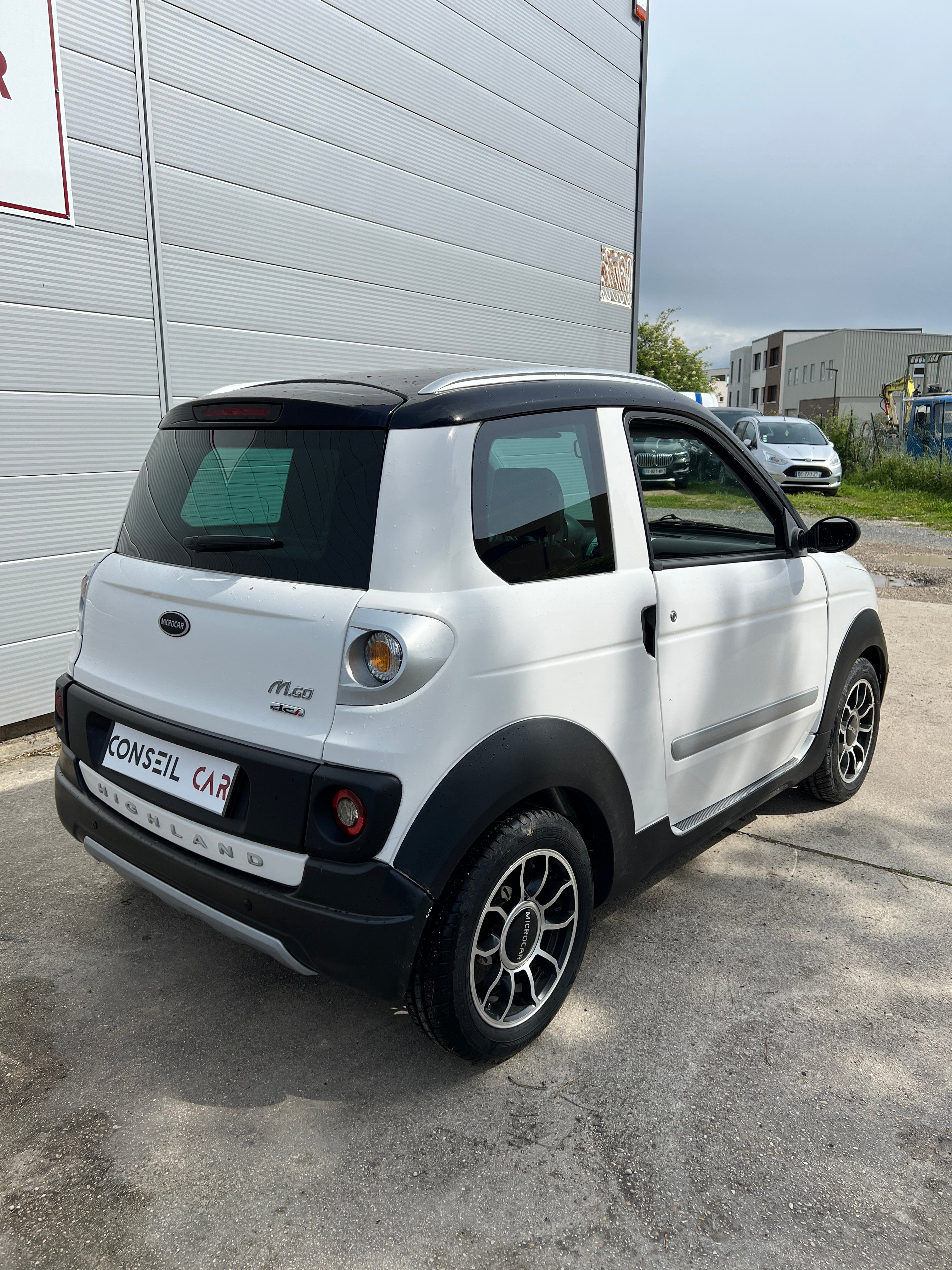 Microcar M-go 0.5 10 INITIALE PROGRESS BVA Microcar M-go 0.5 10 INITIALE PROGRESS BVA