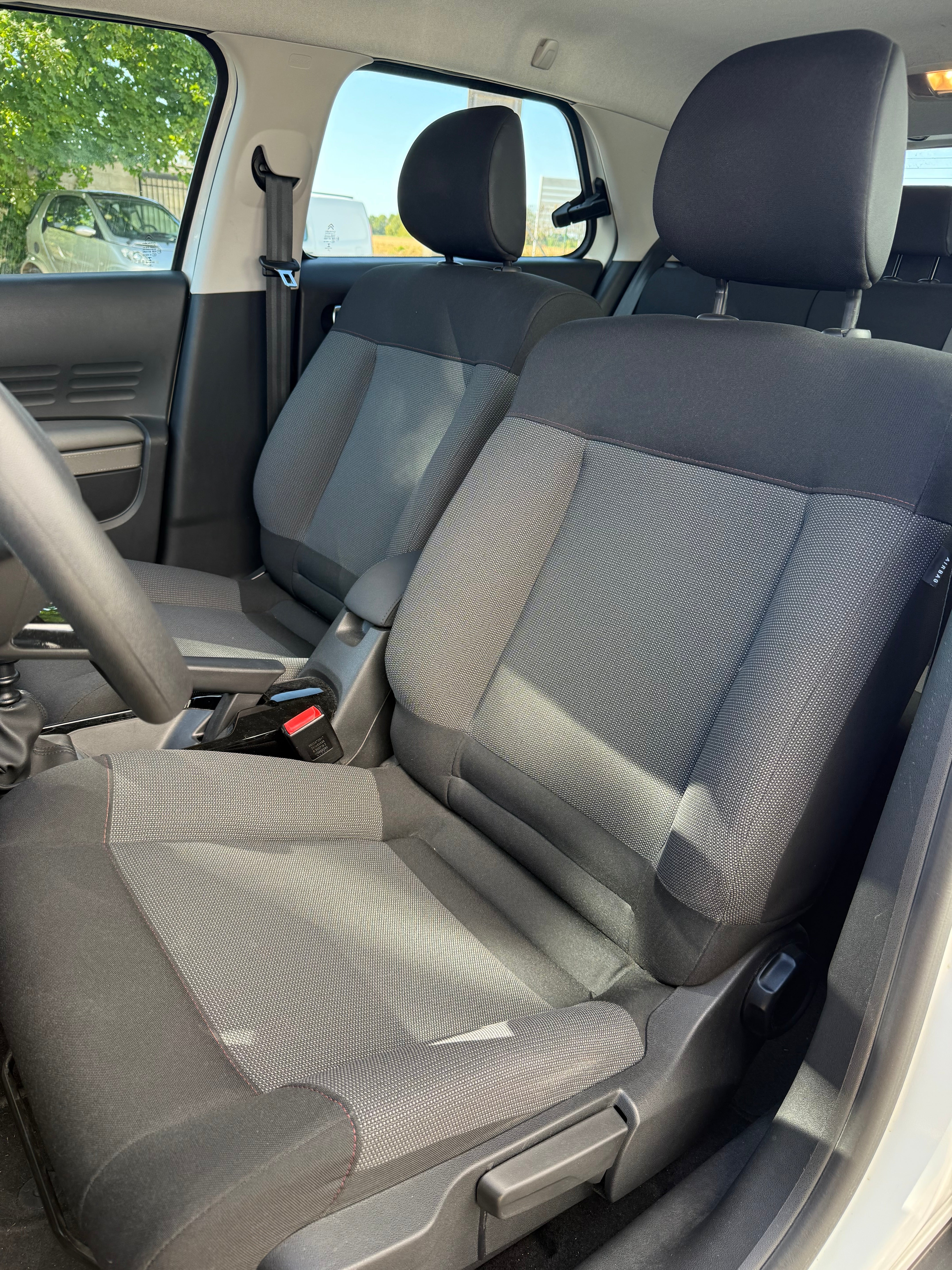 Citroen C4 Cactus 1.2 Puretech 110ch Citroen C4 Cactus 1.2 Puretech 110ch