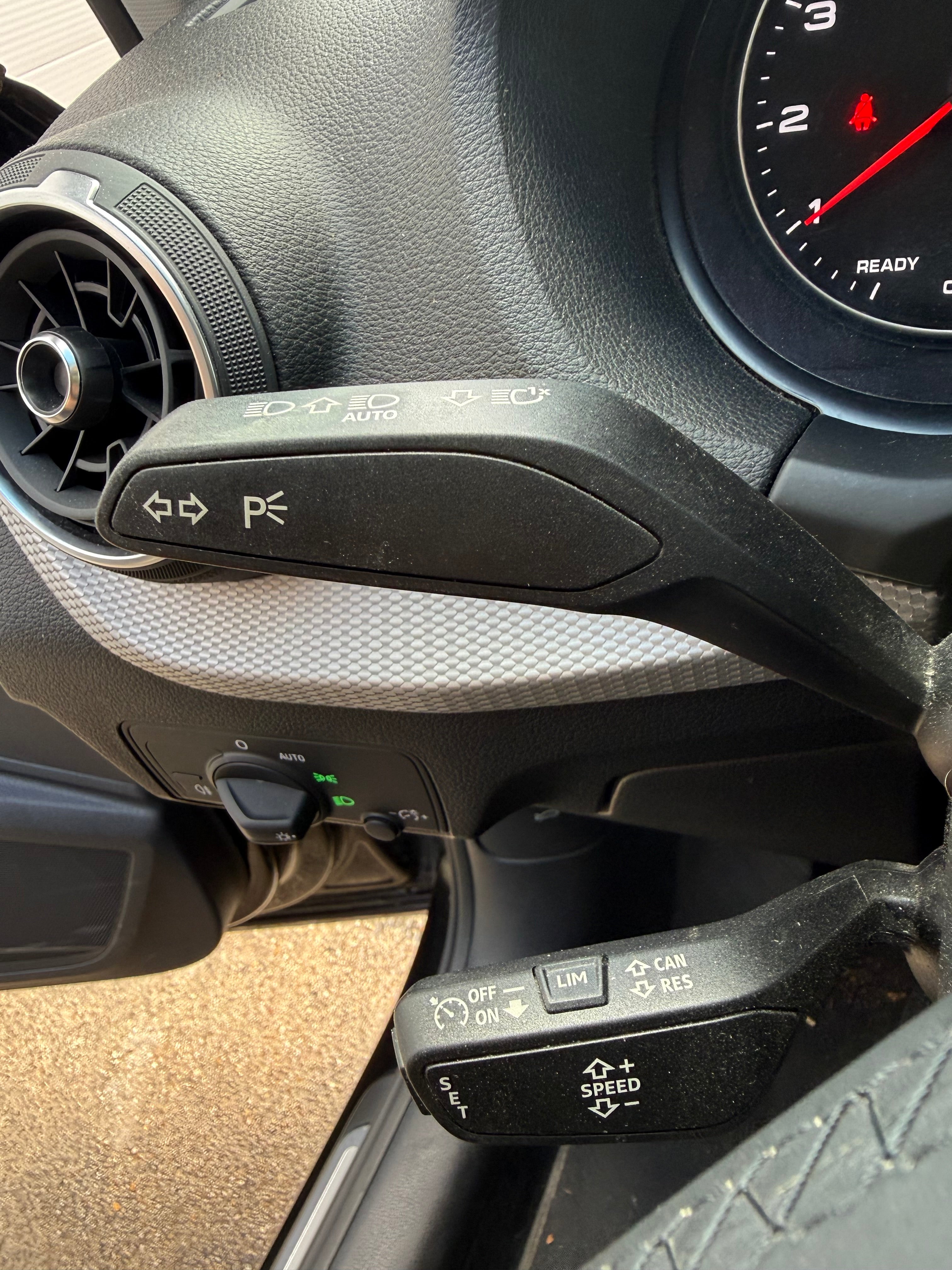 Audi Q2 1.0 30 TFSI 110CH Design Audi Q2 1.0 30 TFSI 110CH Design