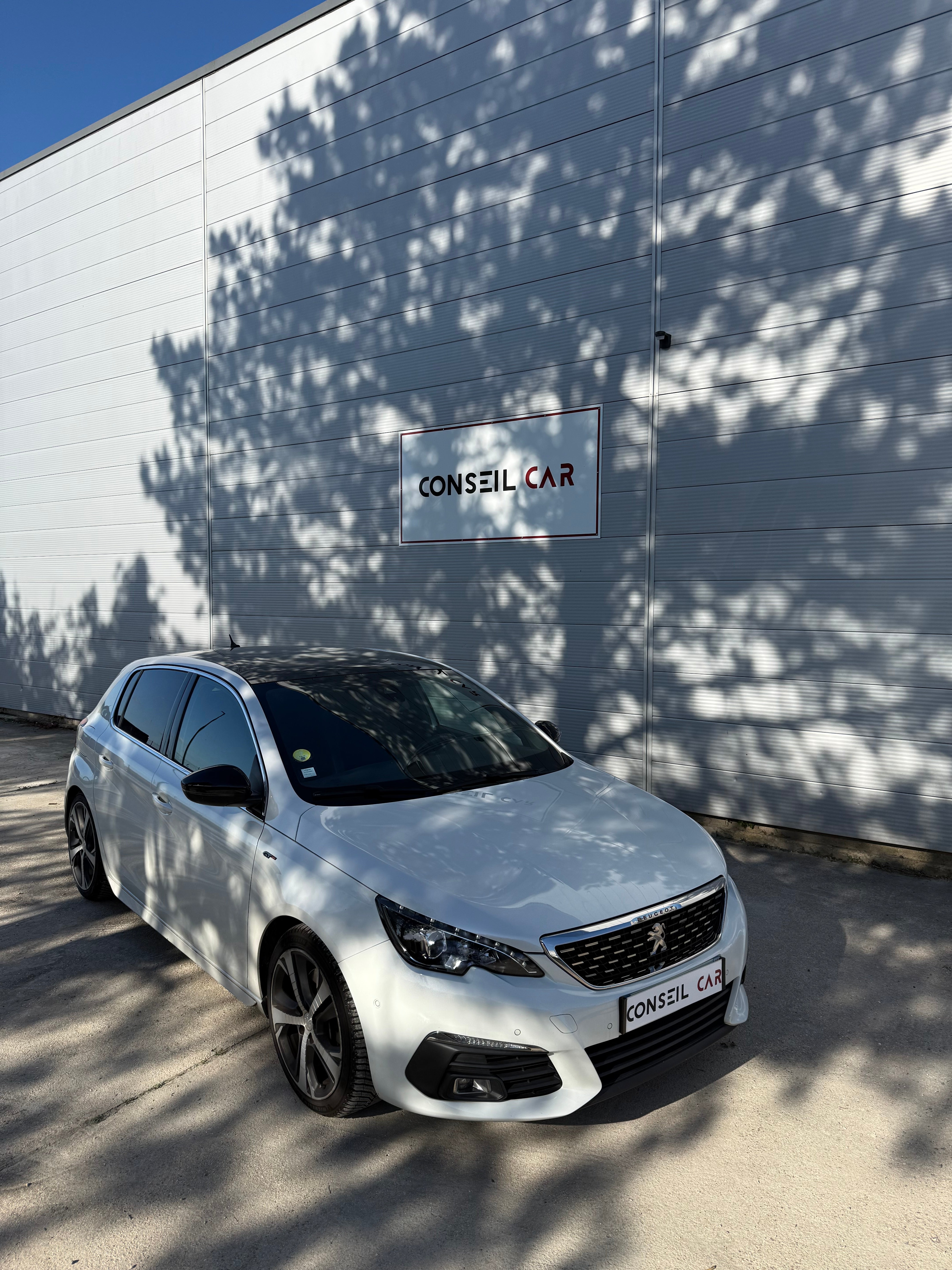 Peugeot 308 GT GENERATION-II 2.0 BLUEHDI 180cv Peugeot 308 GT GENERATION-II 2.0 BLUEHDI 180cv