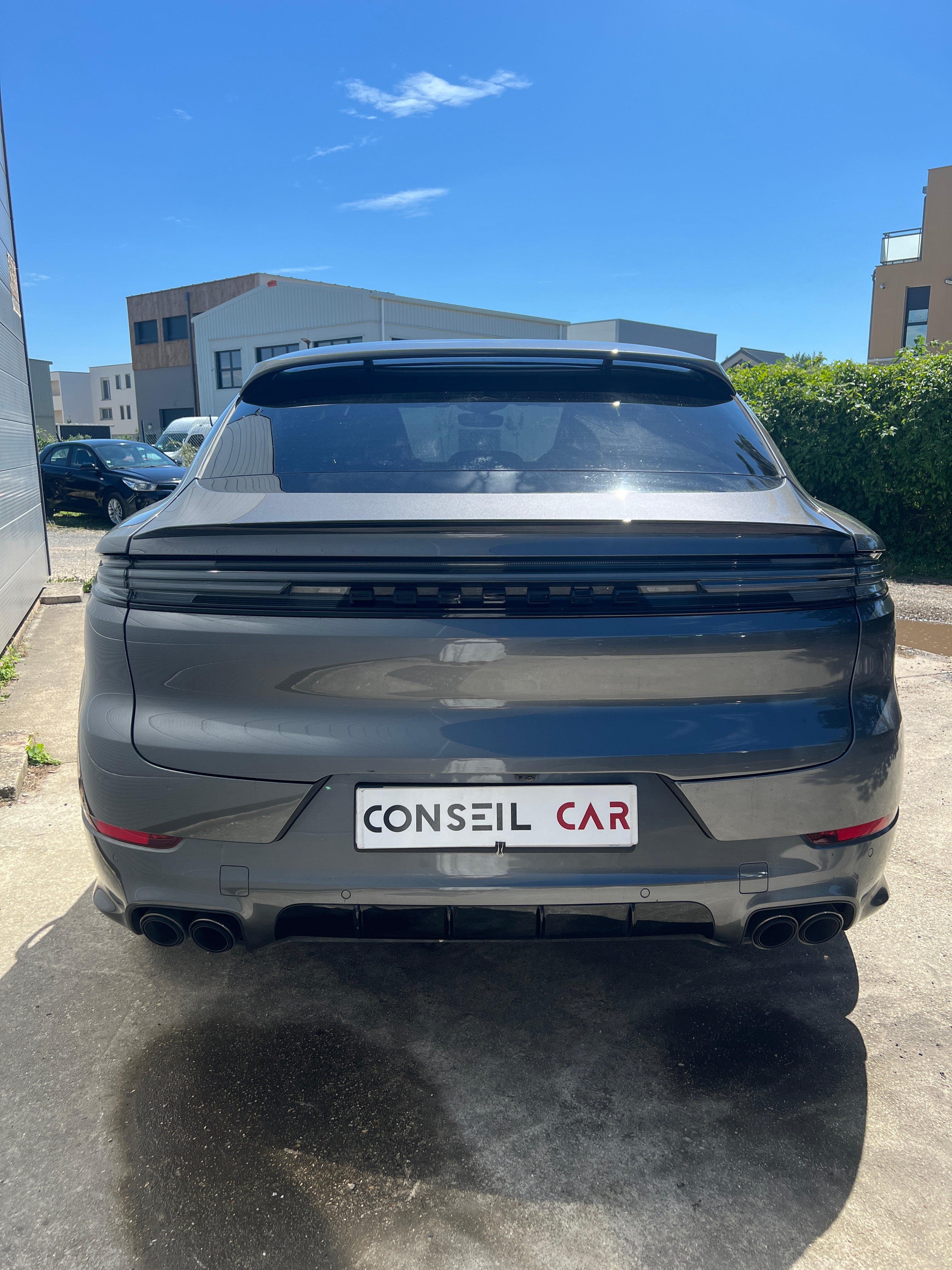 Porsche Cayenne 3.0 E-HYBRID 470H 305 PHEV 25.9KWH BVA Porsche Cayenne 3.0 E-HYBRID 470H 305 PHEV 25.9KWH BVA