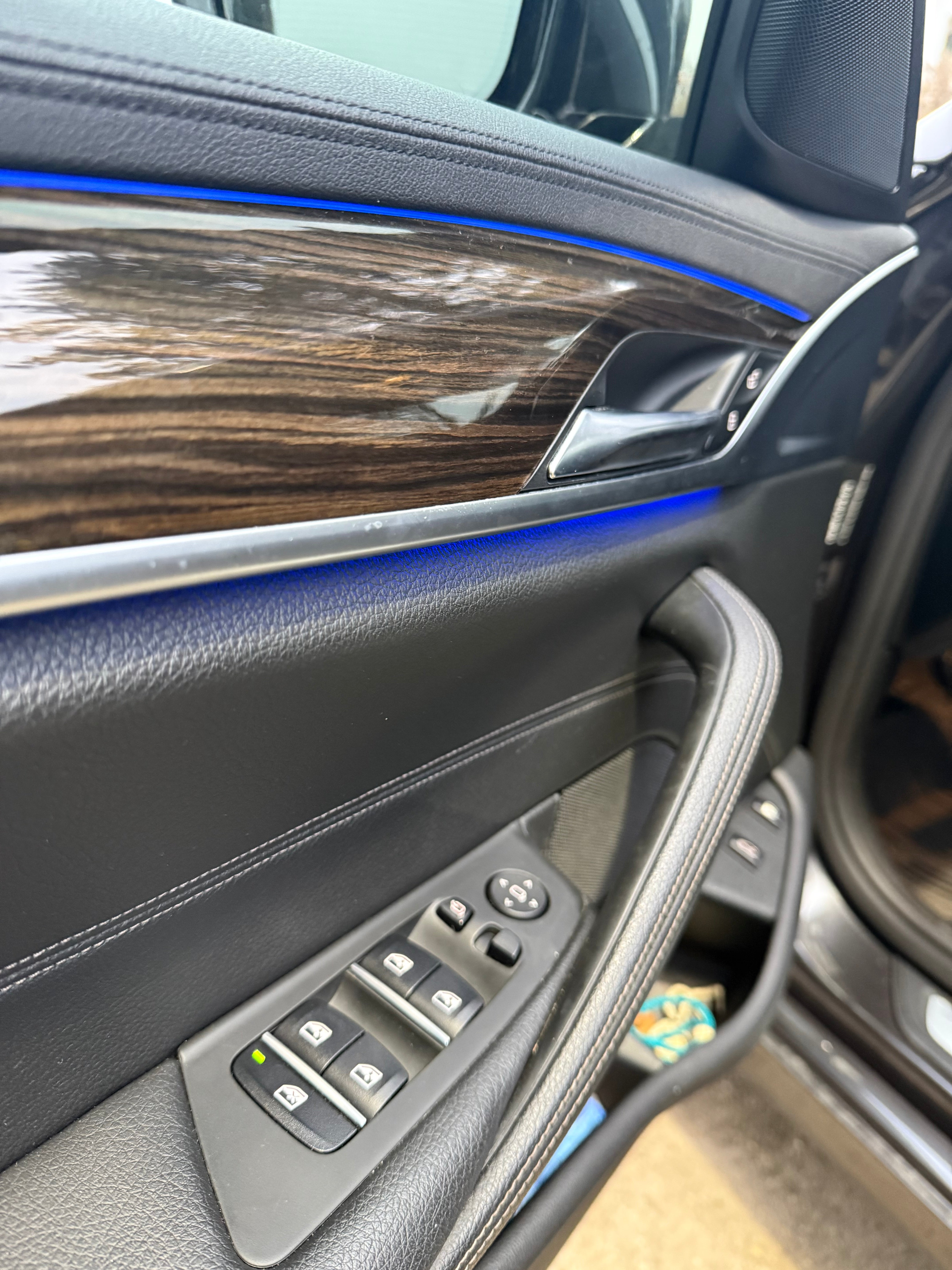 BMW Série 5 G30 530e Steptronic8 252ch BMW Série 5 G30 530e Steptronic8 252ch