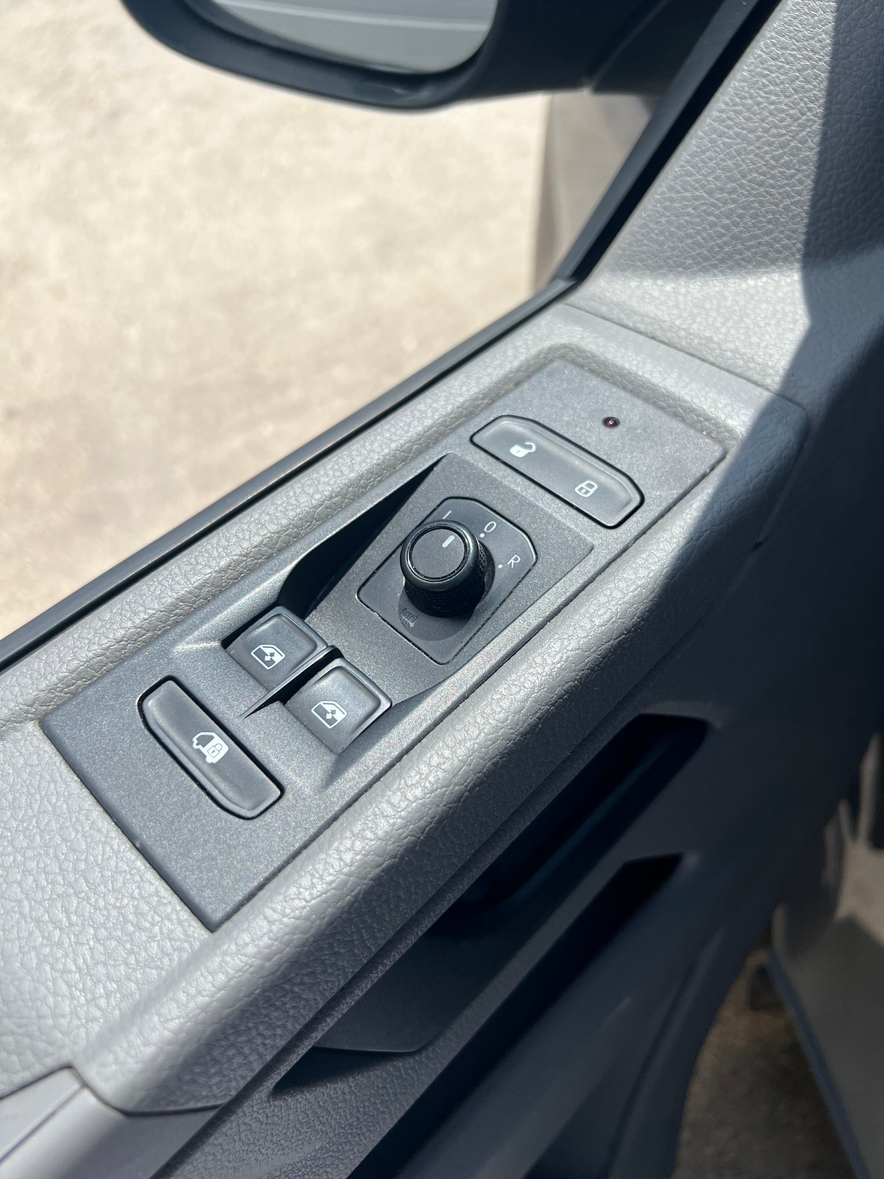 Volkswagen Transporter Fourgon L2 2.0 TDI DSG7 150cv Volkswagen Transporter Fourgon L2 2.0 TDI DSG7 150cv