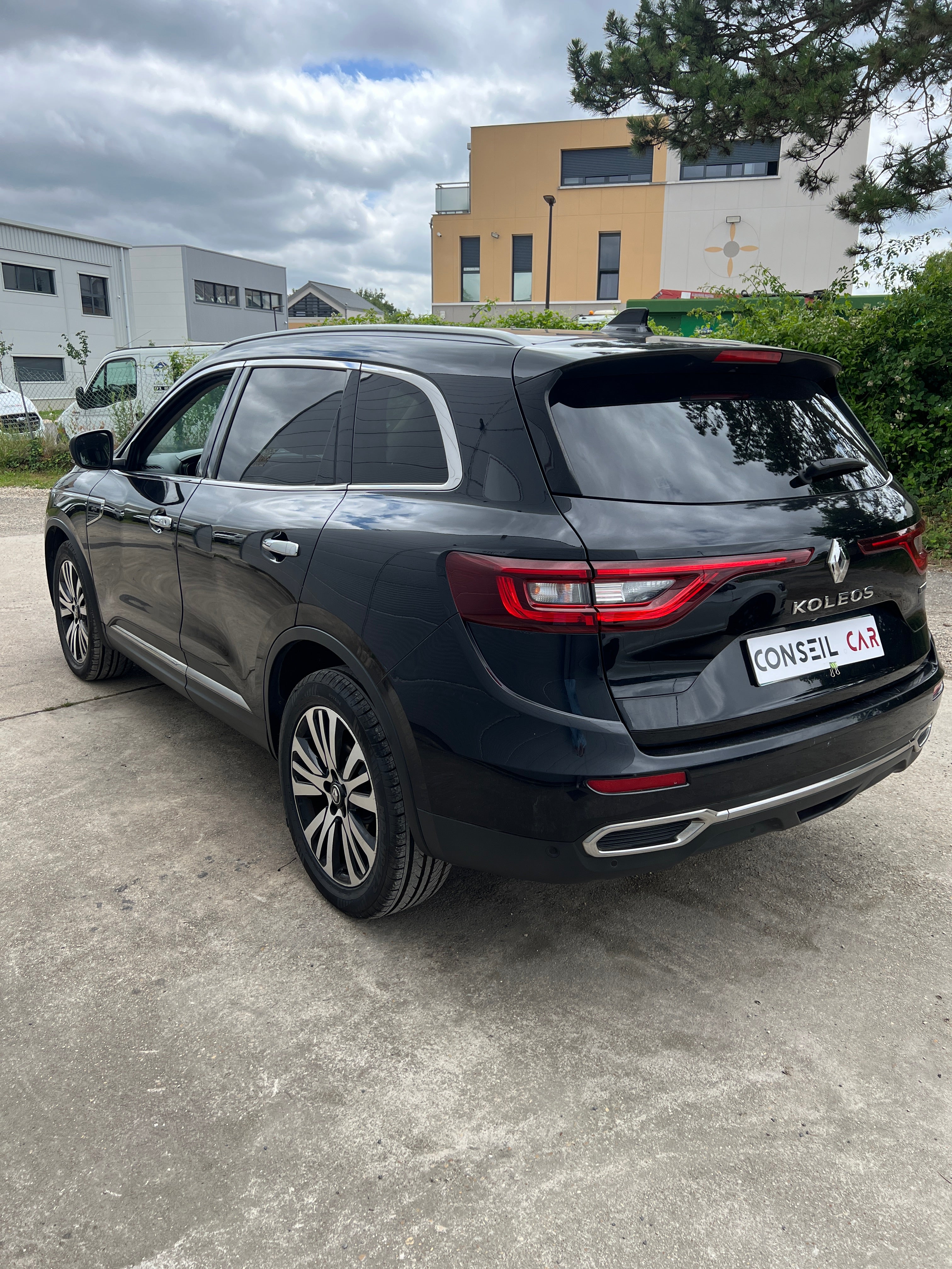Renault Koleos 2.0 DCI 175 ENERGY INITIALE PARIS 4X4 X-TRONIC Renault Koleos 2.0 DCI 175 ENERGY INITIALE PARIS 4X4 X-TRONIC