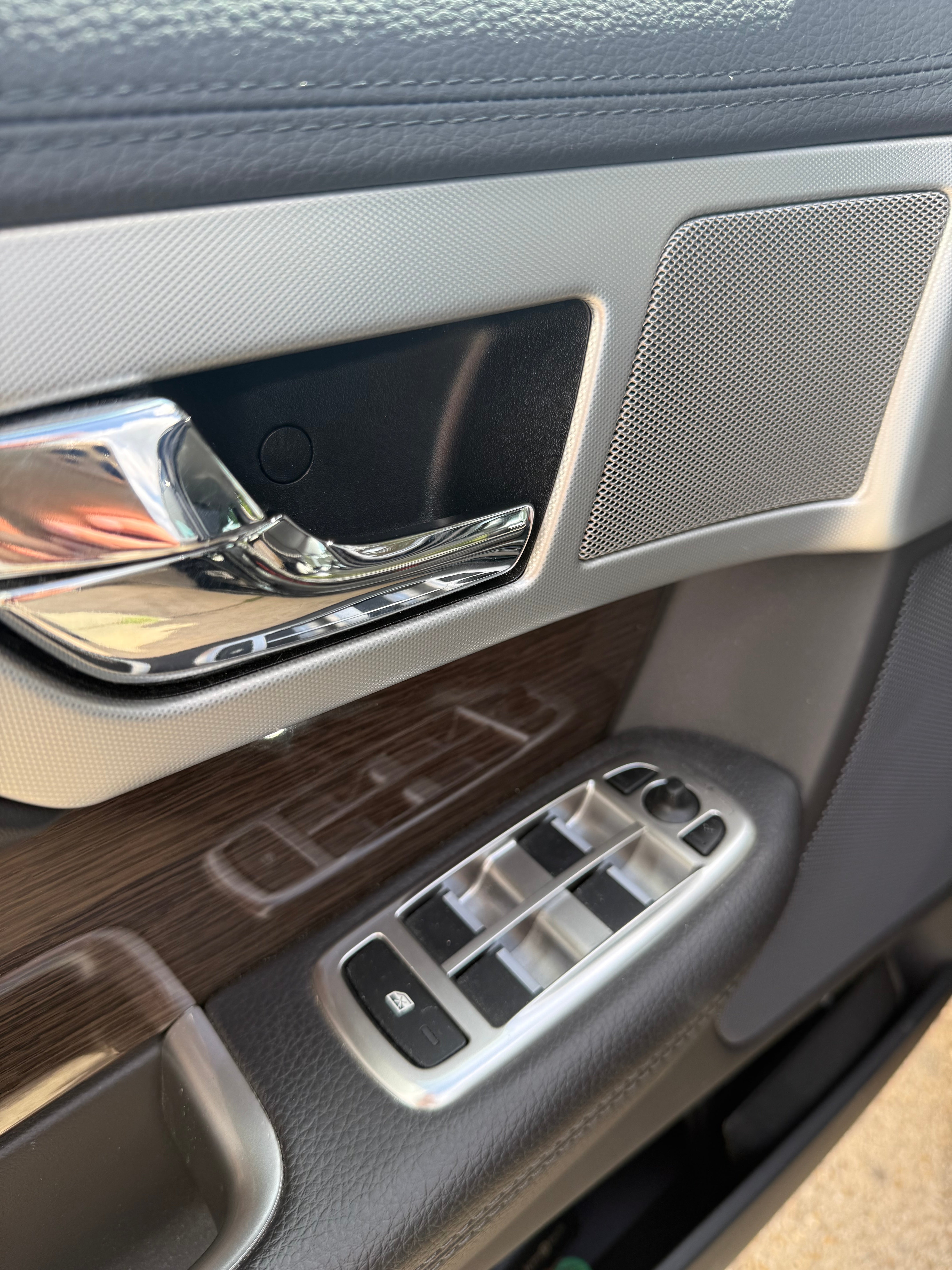 Jaguar XF 2.2D 200 LUXE PREMIUM Jaguar XF 2.2D 200 LUXE PREMIUM