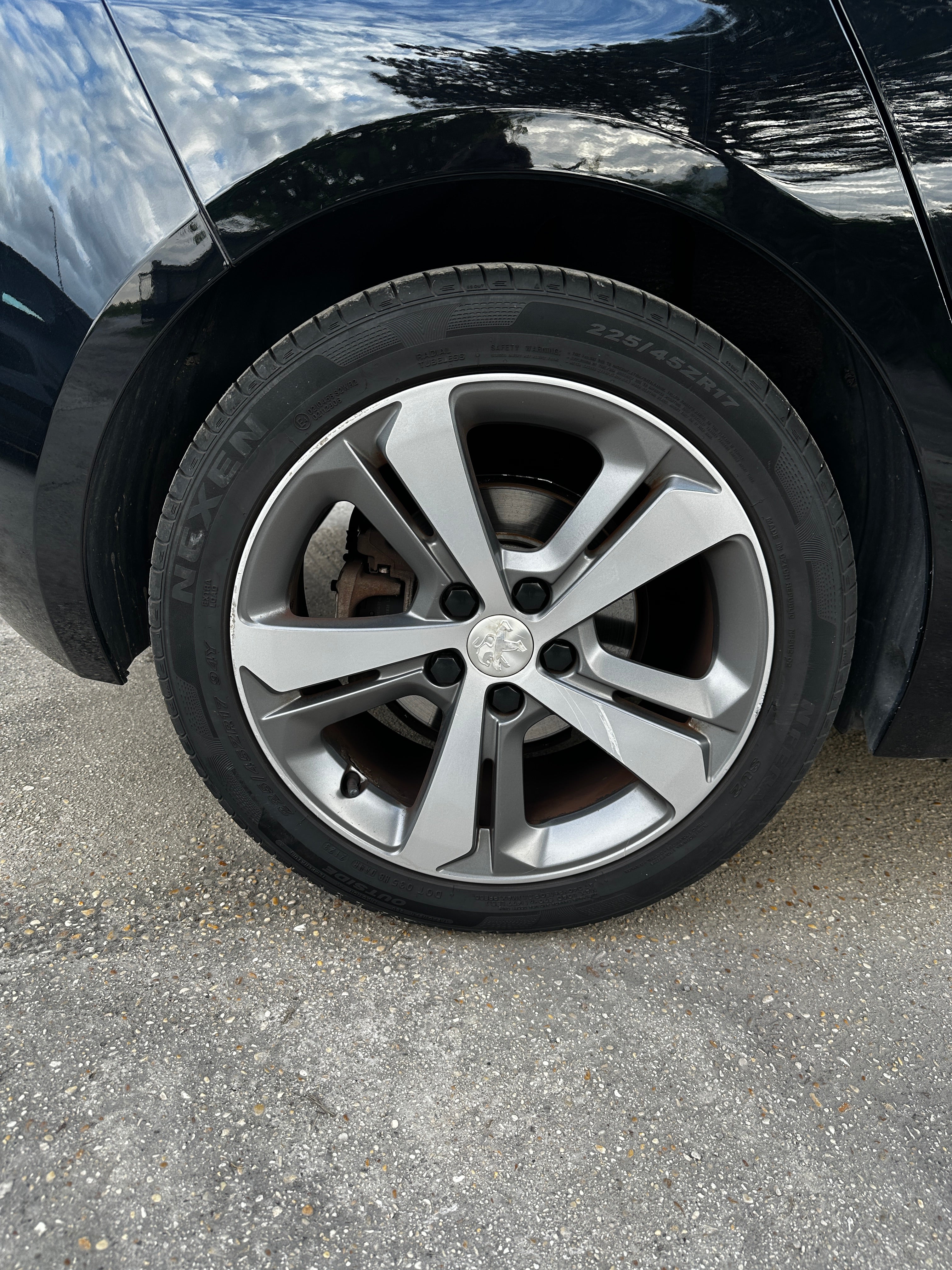 Peugeot 308 1.6 THP Féline 156cv Peugeot 308 1.6 THP Féline 156cv