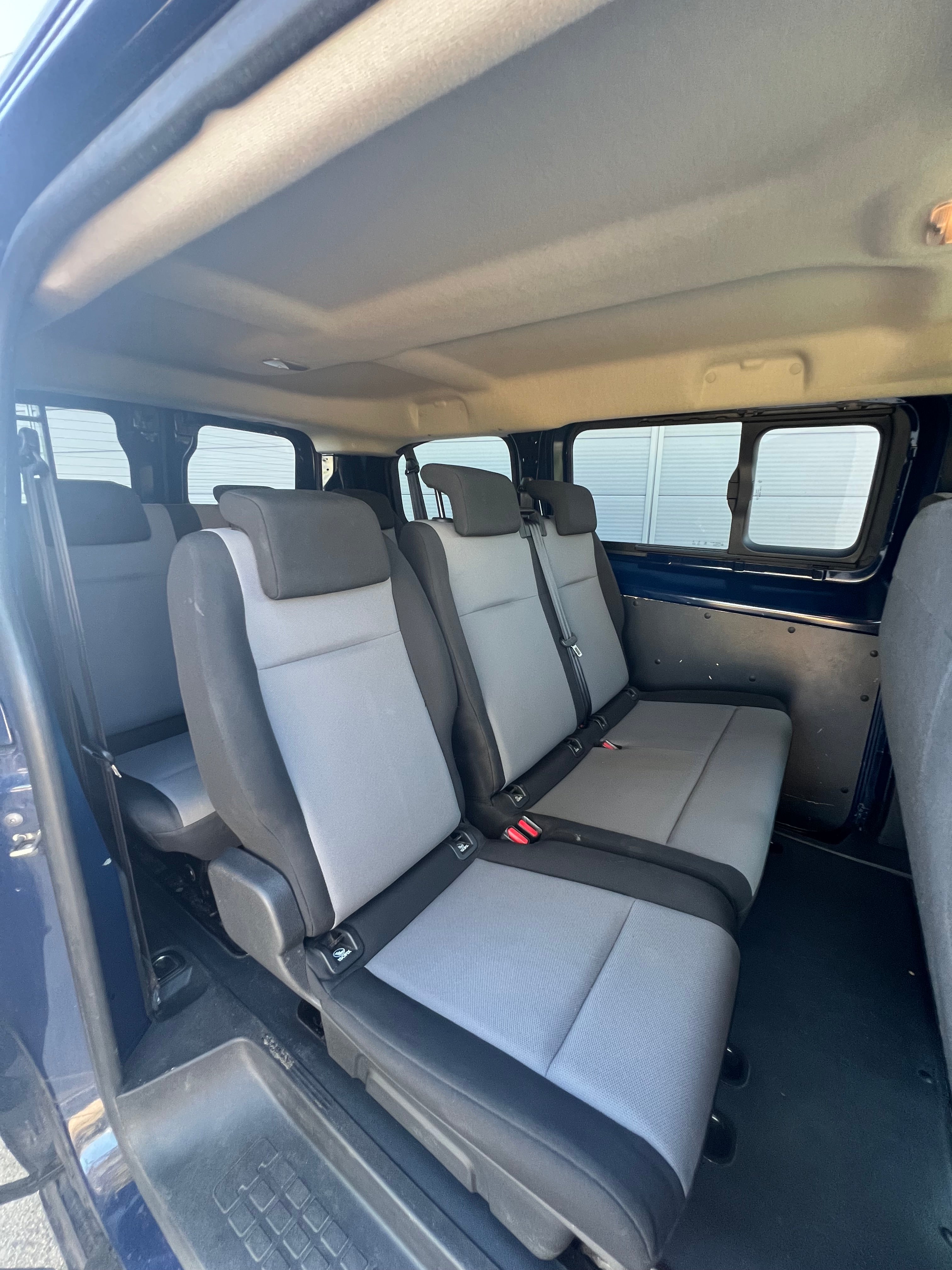 CITROËN JUMPY 1.5 BlueHDI Spacetourer 8 places CITROËN JUMPY 1.5 BlueHDI Spacetourer 8 places