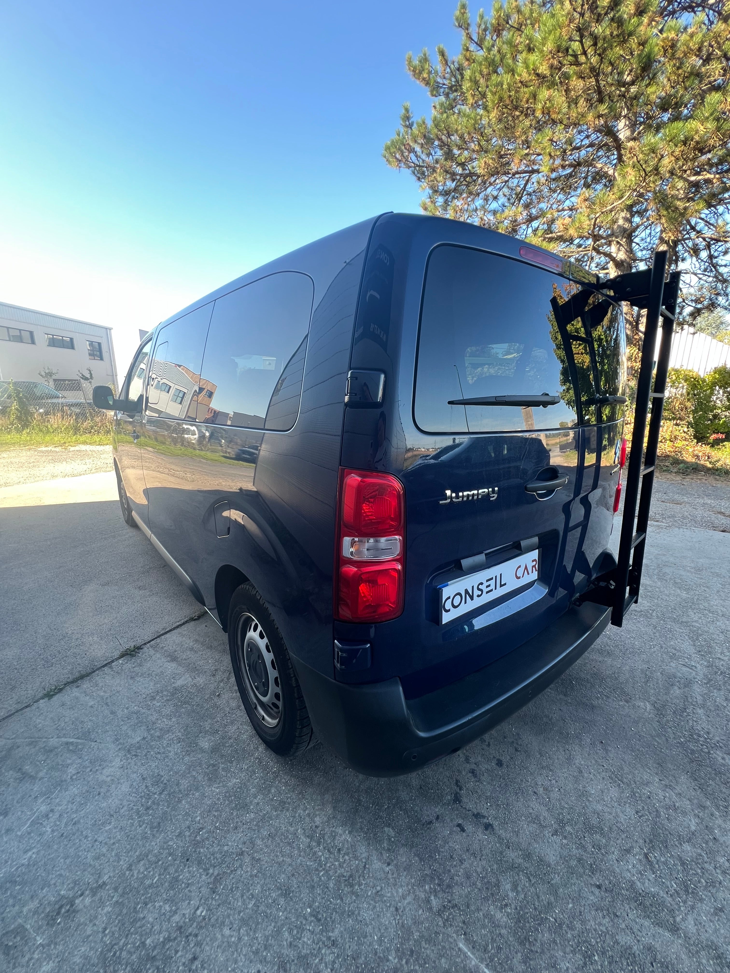 CITROËN JUMPY 1.5 BlueHDI Spacetourer 8 places CITROËN JUMPY 1.5 BlueHDI Spacetourer 8 places