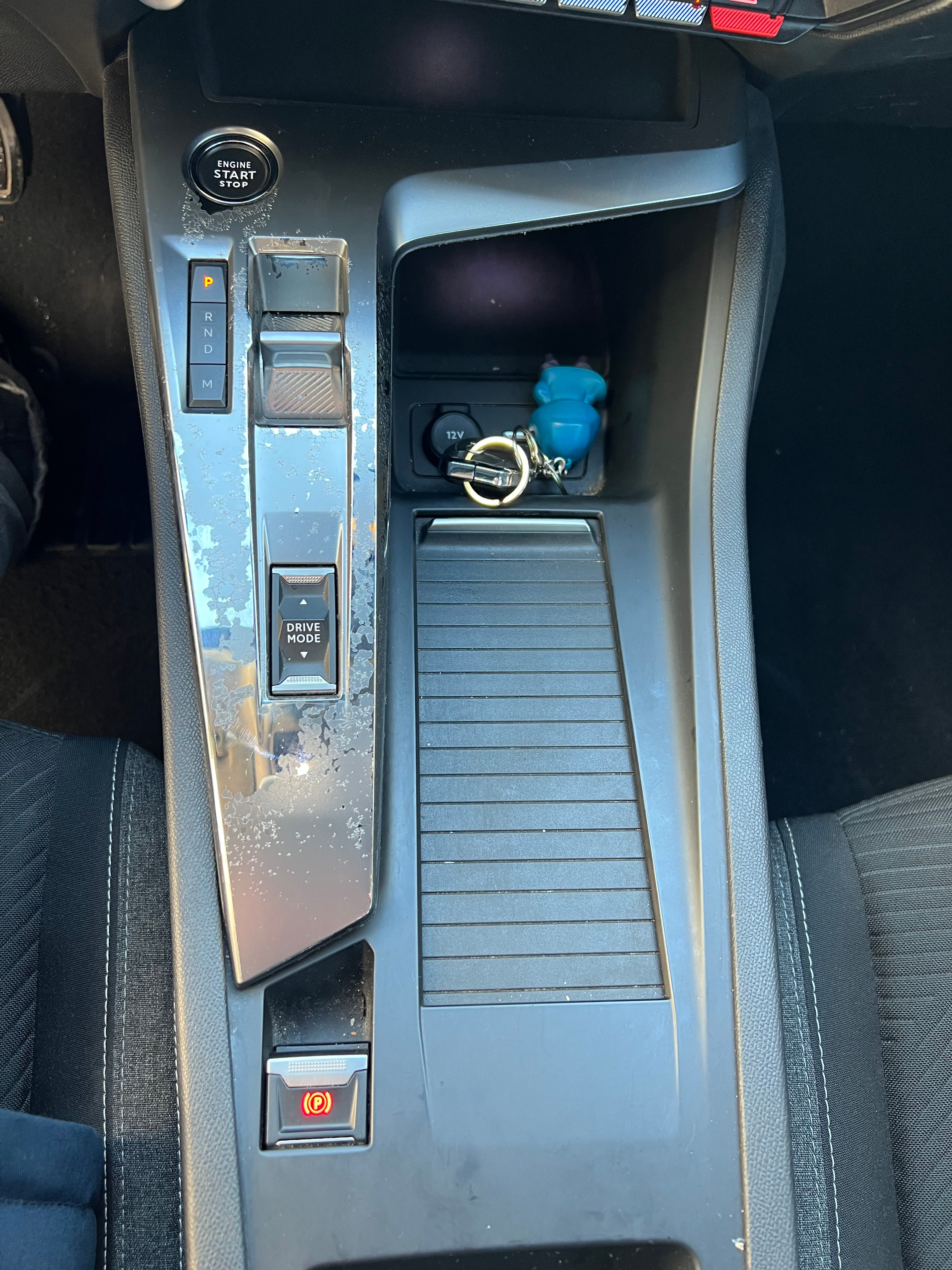 Peugeot 308 SW 1.5 BHDI 130ch EAT8 Peugeot 308 SW 1.5 BHDI 130ch EAT8