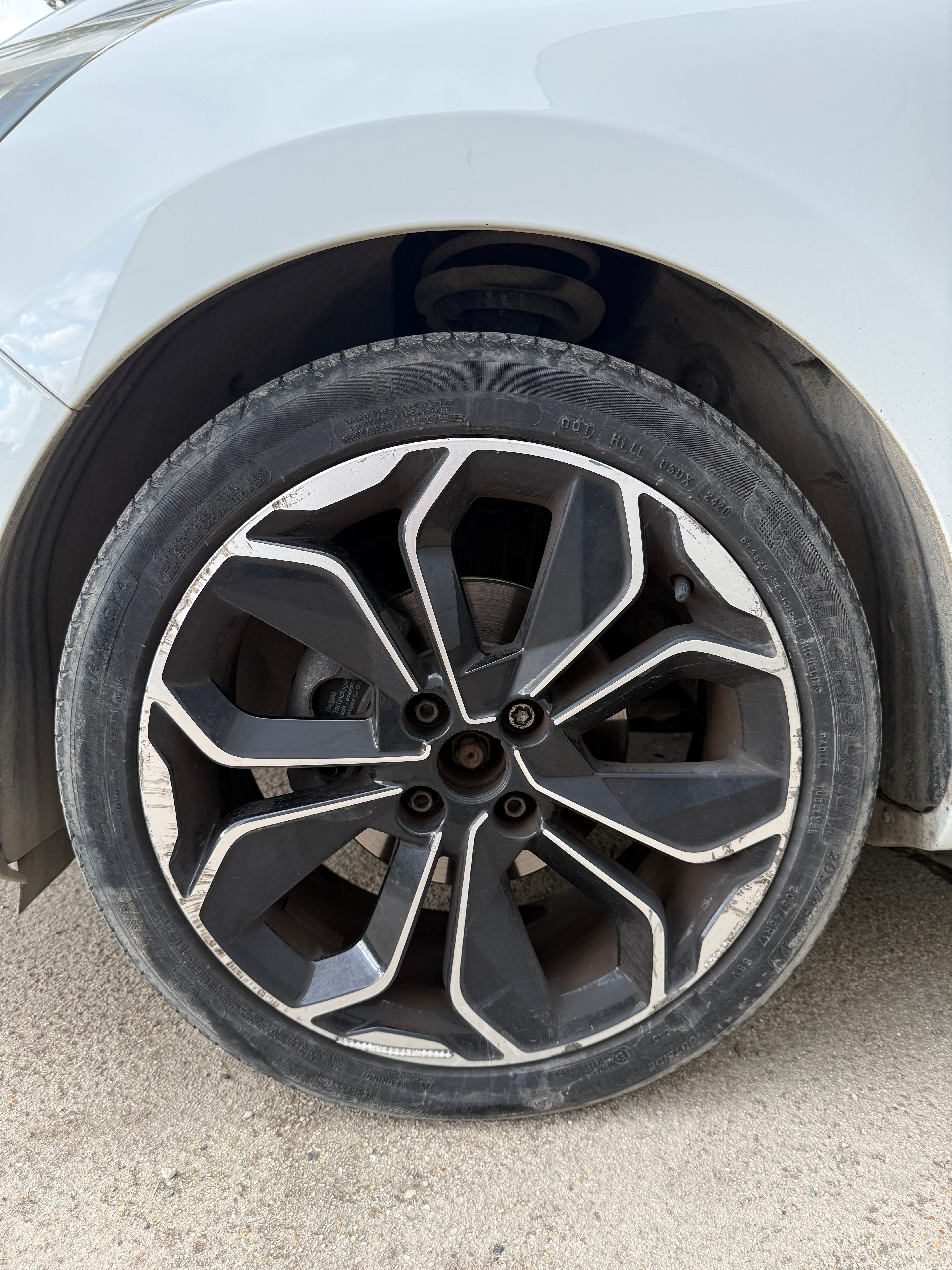 RENAULT Clio IV 1.2 75ch RENAULT Clio IV 1.2 75ch