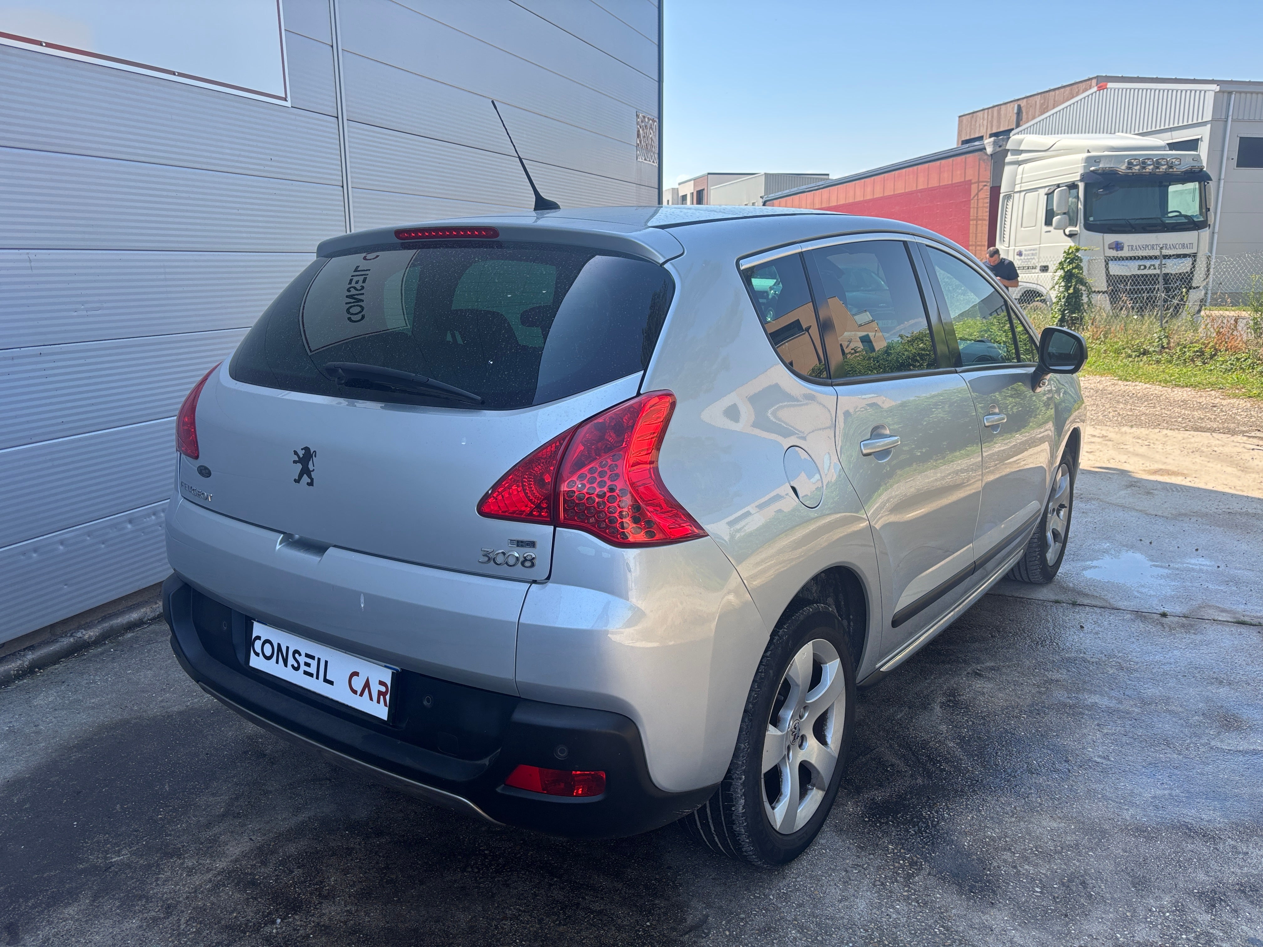 Peugeot 3008 GENERATION-I 1.6 HDI 110 FELINE Peugeot 3008 GENERATION-I 1.6 HDI 110 FELINE