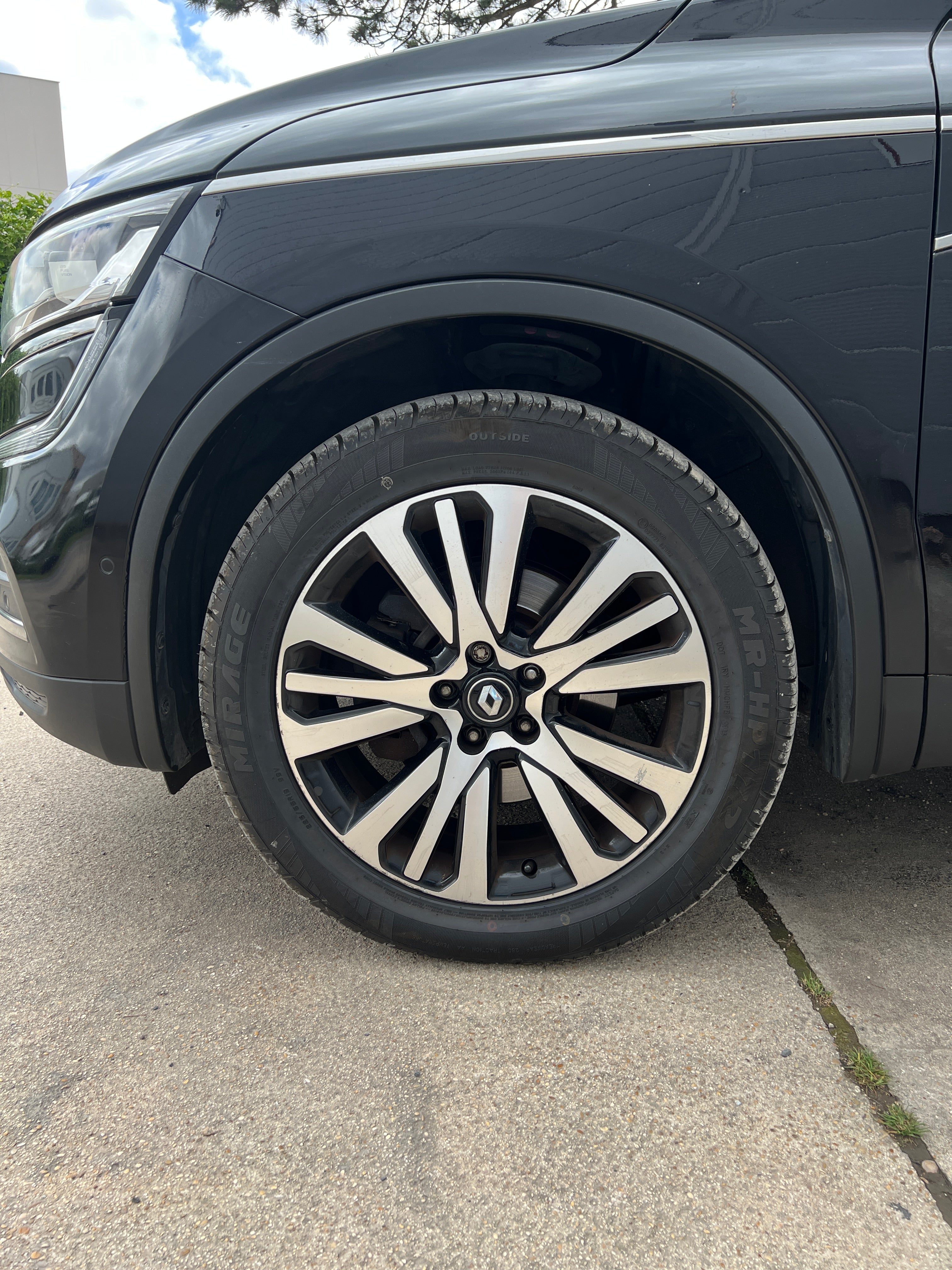 Renault Koleos 2.0 DCI 175 ENERGY INITIALE PARIS 4X4 X-TRONIC Renault Koleos 2.0 DCI 175 ENERGY INITIALE PARIS 4X4 X-TRONIC