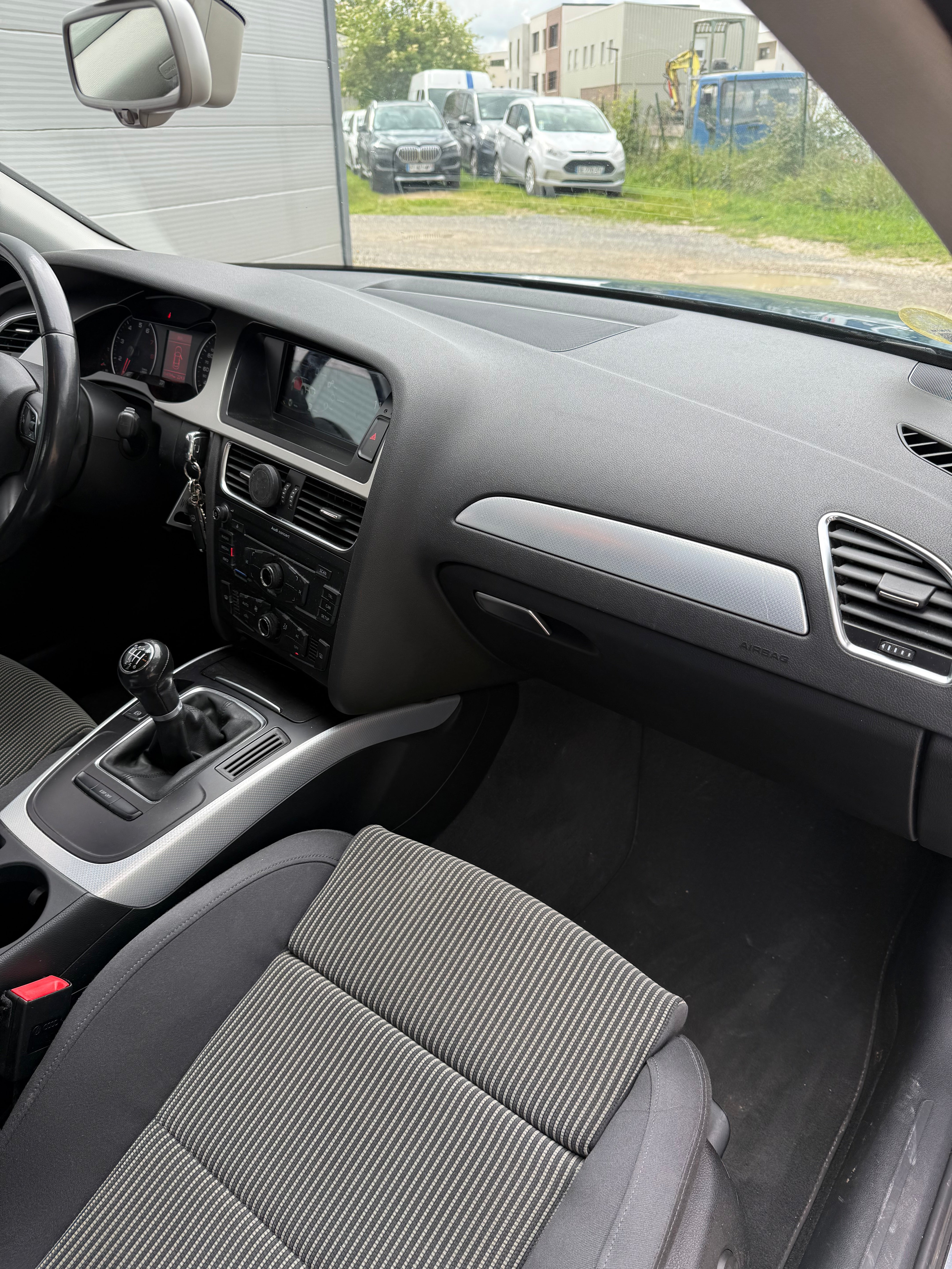 Audi A4 1.8 TFSI 160cv AMBIENTE Audi A4 1.8 TFSI 160cv AMBIENTE