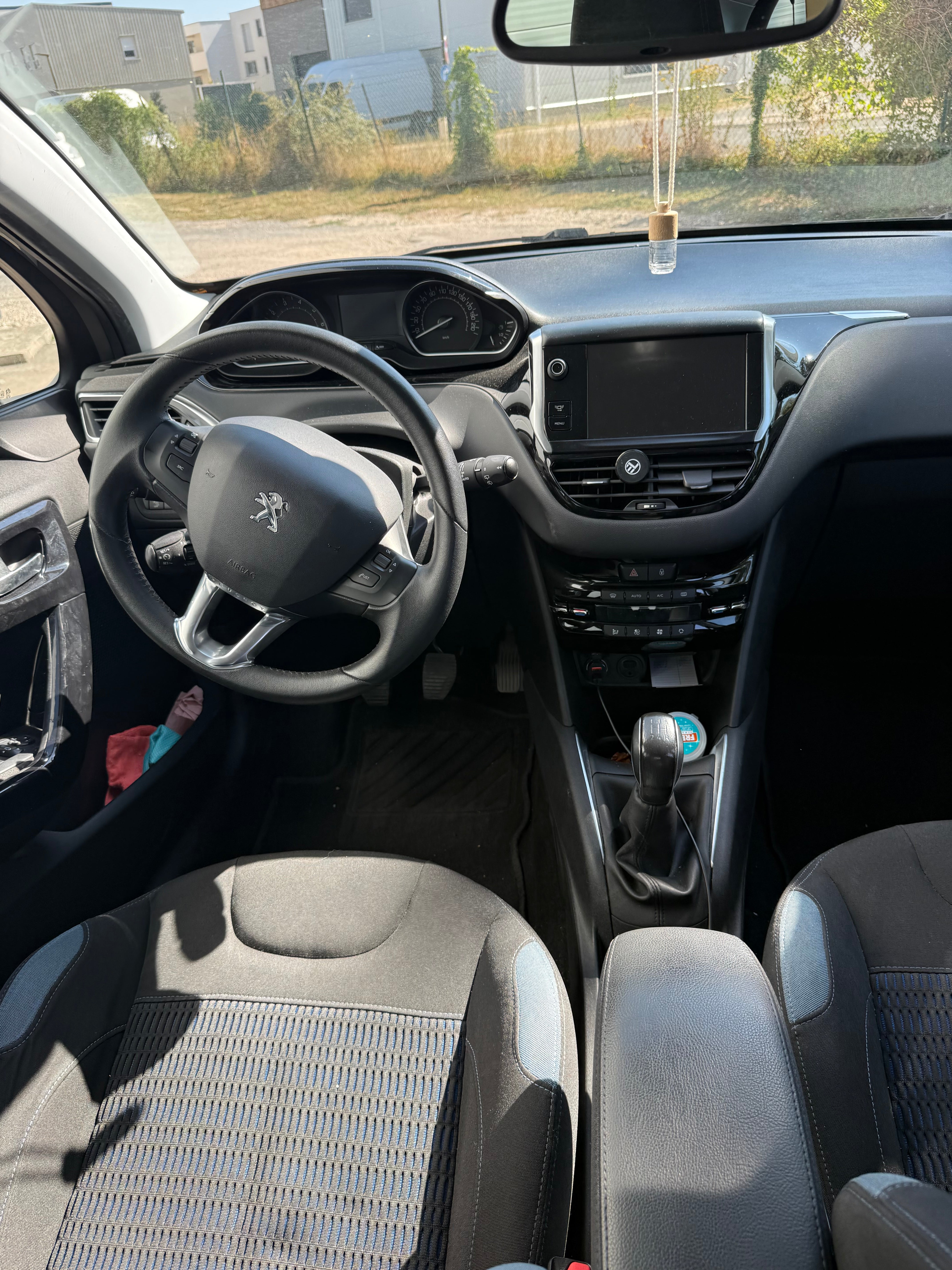Peugeot 208 1.6VTi 120 Allure Peugeot 208 1.6VTi 120 Allure