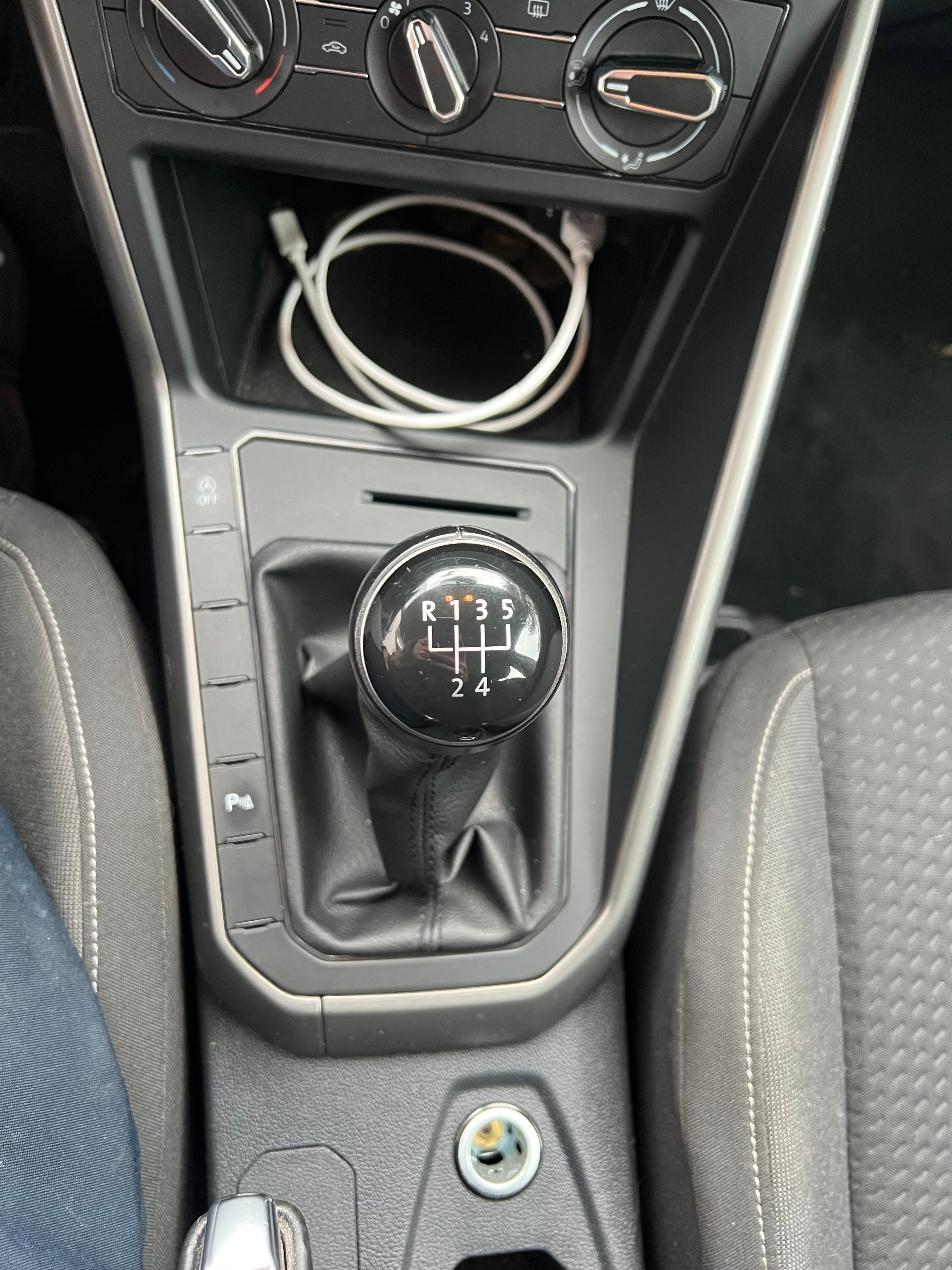 Volkswagen Polo VI 1.0 TSI 95cv Confort Line Volkswagen Polo VI 1.0 TSI 95cv Confort Line