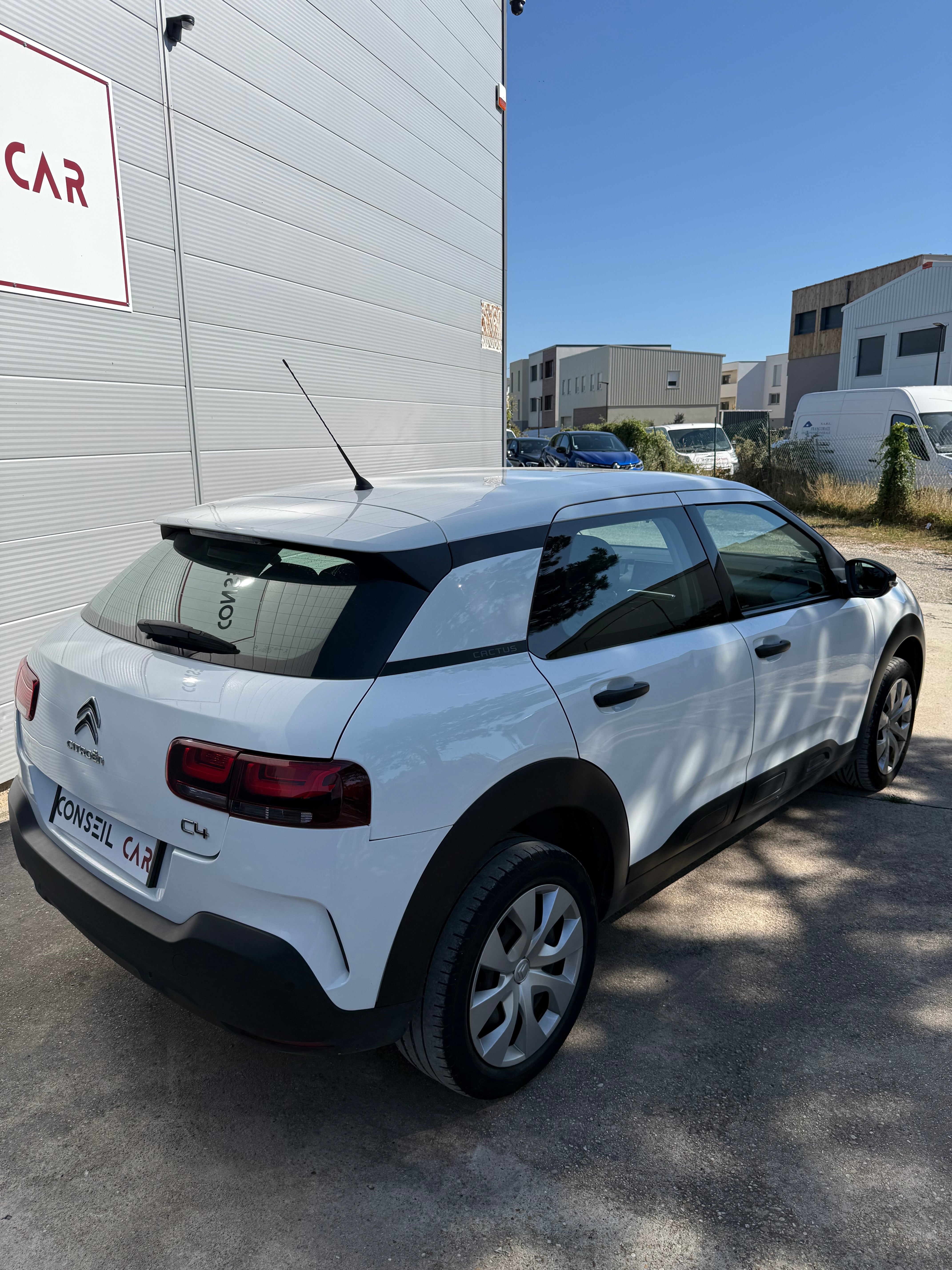 Citroen C4 Cactus 1.2 Puretech 110ch Citroen C4 Cactus 1.2 Puretech 110ch