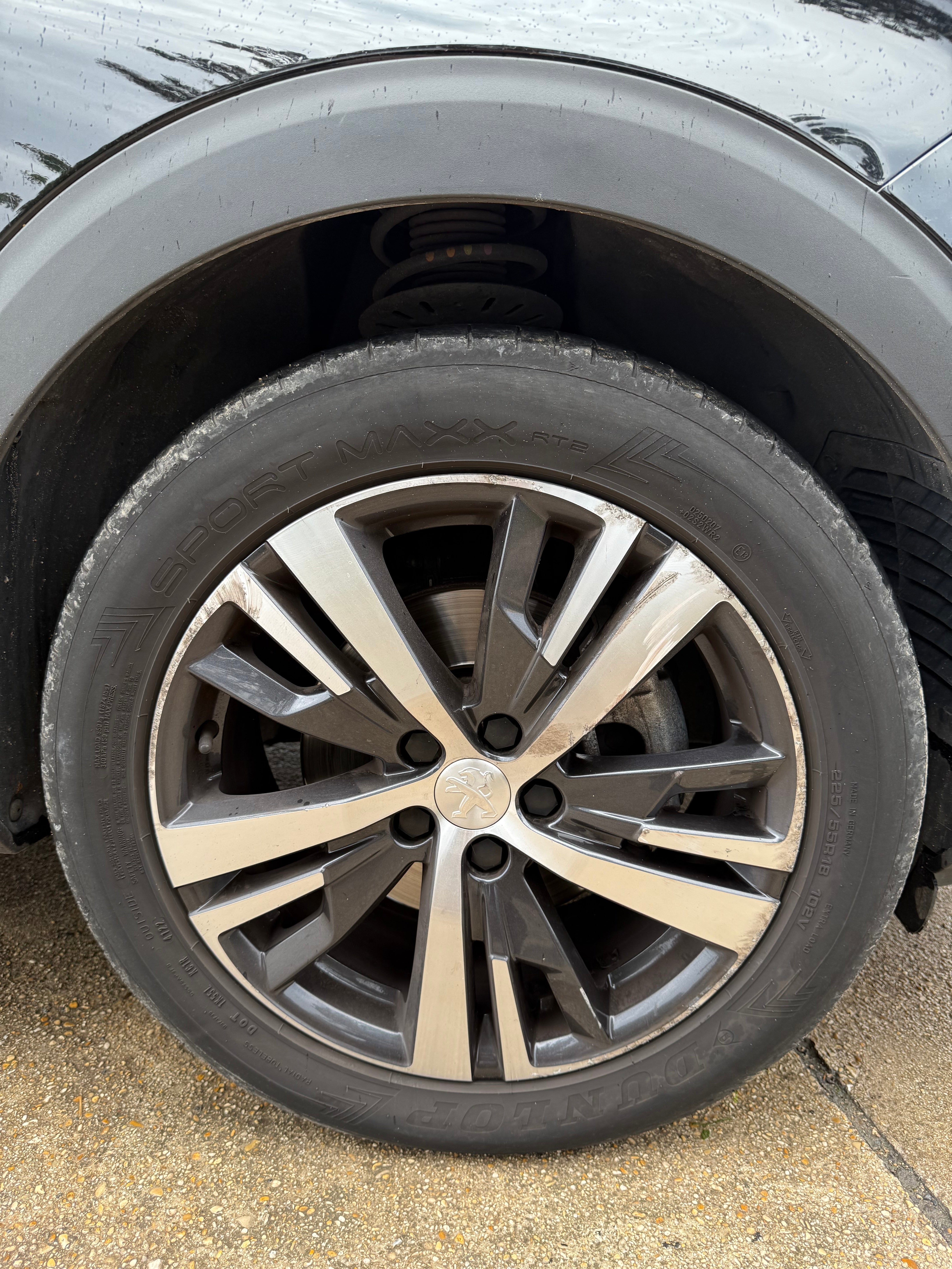 Peugeot 5008 1.5 BlueHdi 130 Allure Business Peugeot 5008 1.5 BlueHdi 130 Allure Business