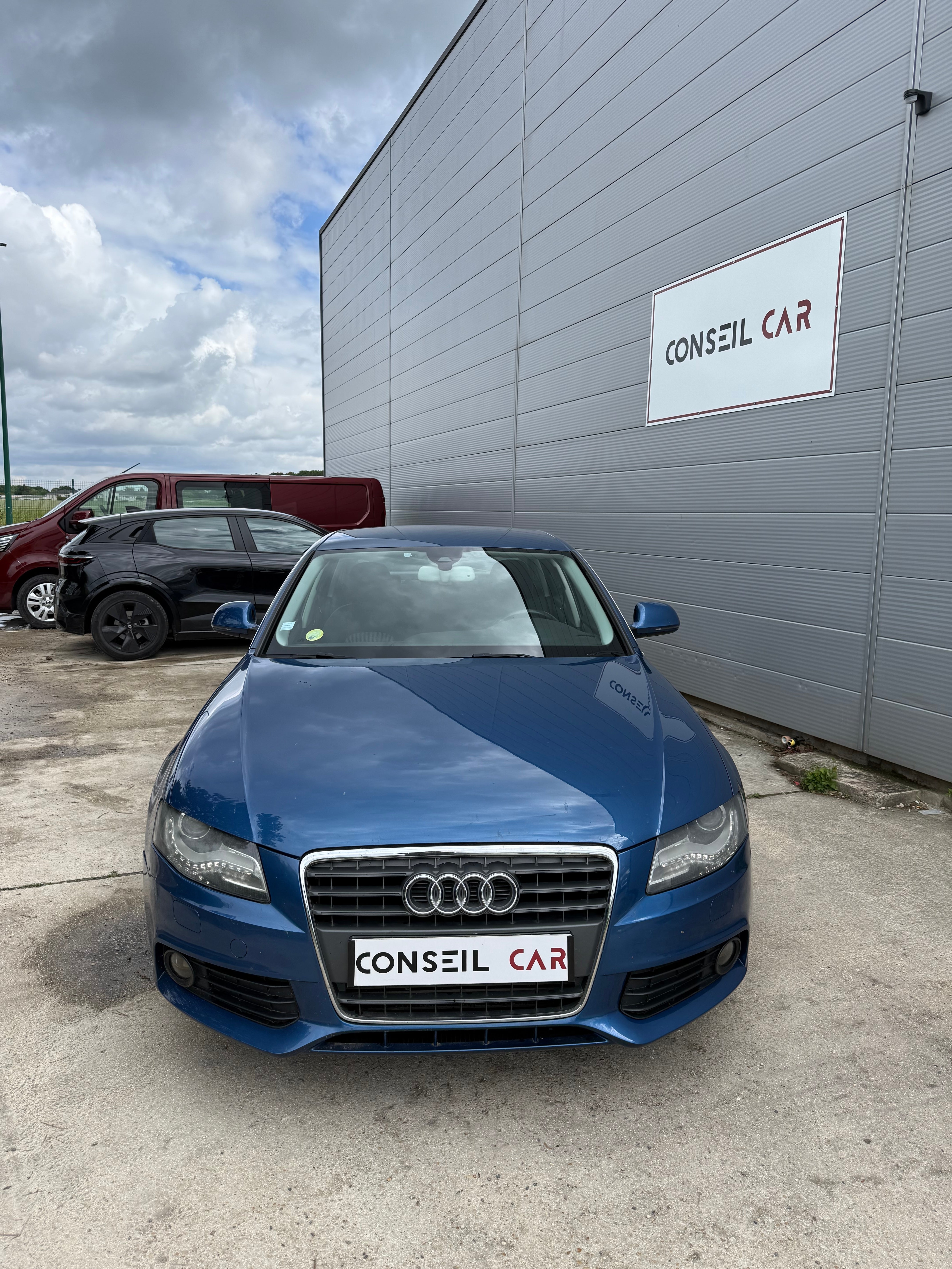 Audi A4 1.8 TFSI 160cv AMBIENTE Audi A4 1.8 TFSI 160cv AMBIENTE