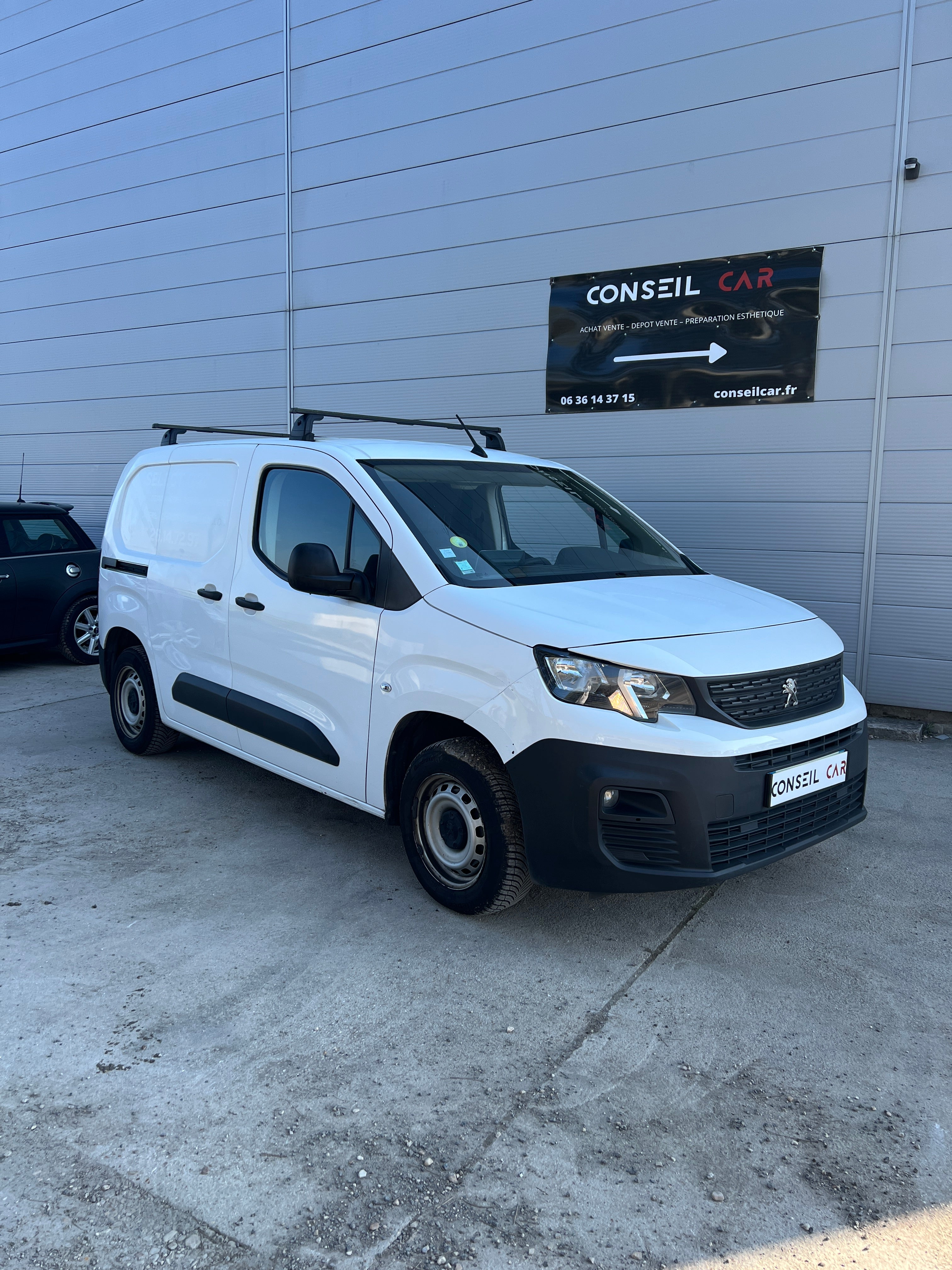 Peugeot Partner L1 1.5 BlueHDI EAT8 130cv TVA RECUPÉRABLE Peugeot Partner L1 1.5 BlueHDI EAT8 130cv TVA RECUPÉRABLE