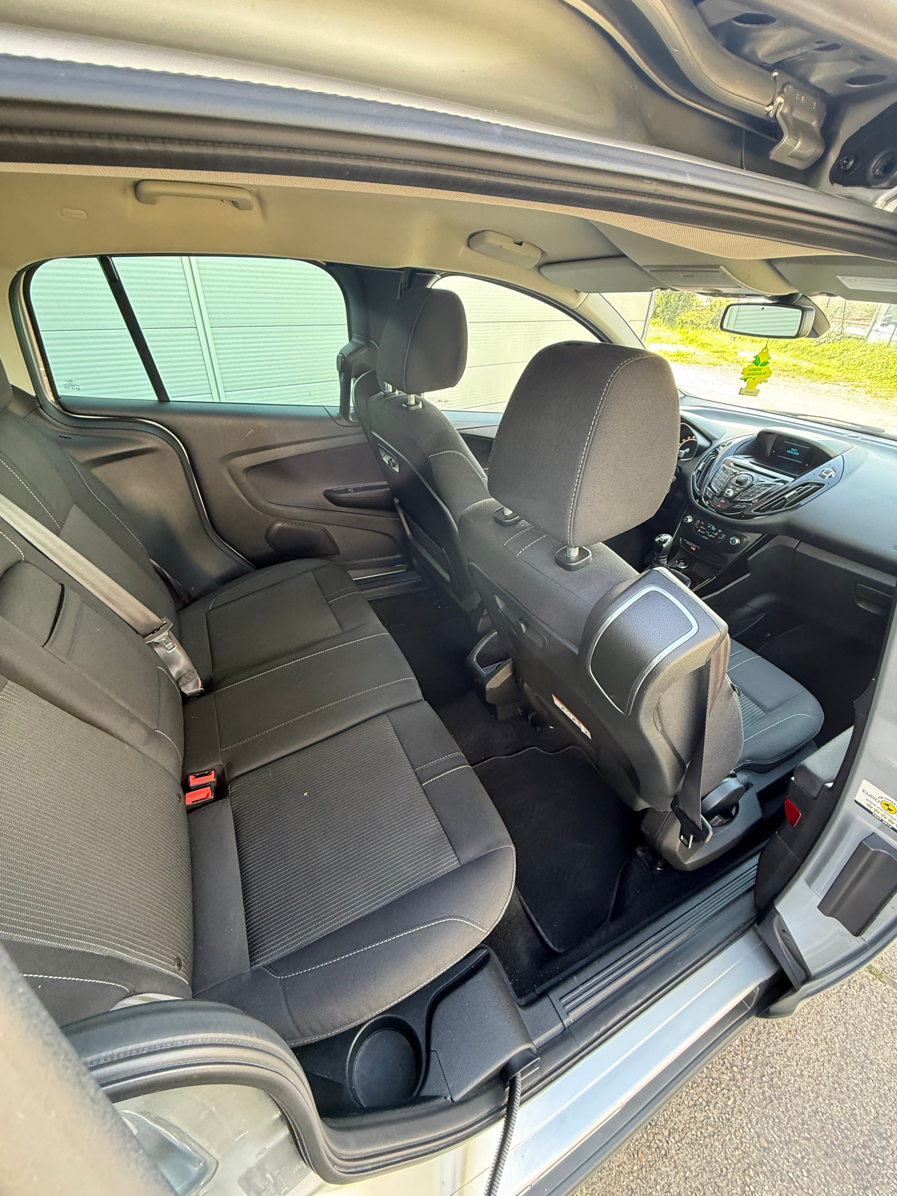 Ford B-max 1.5 TDCI 75CH Ford B-max 1.5 TDCI 75CH
