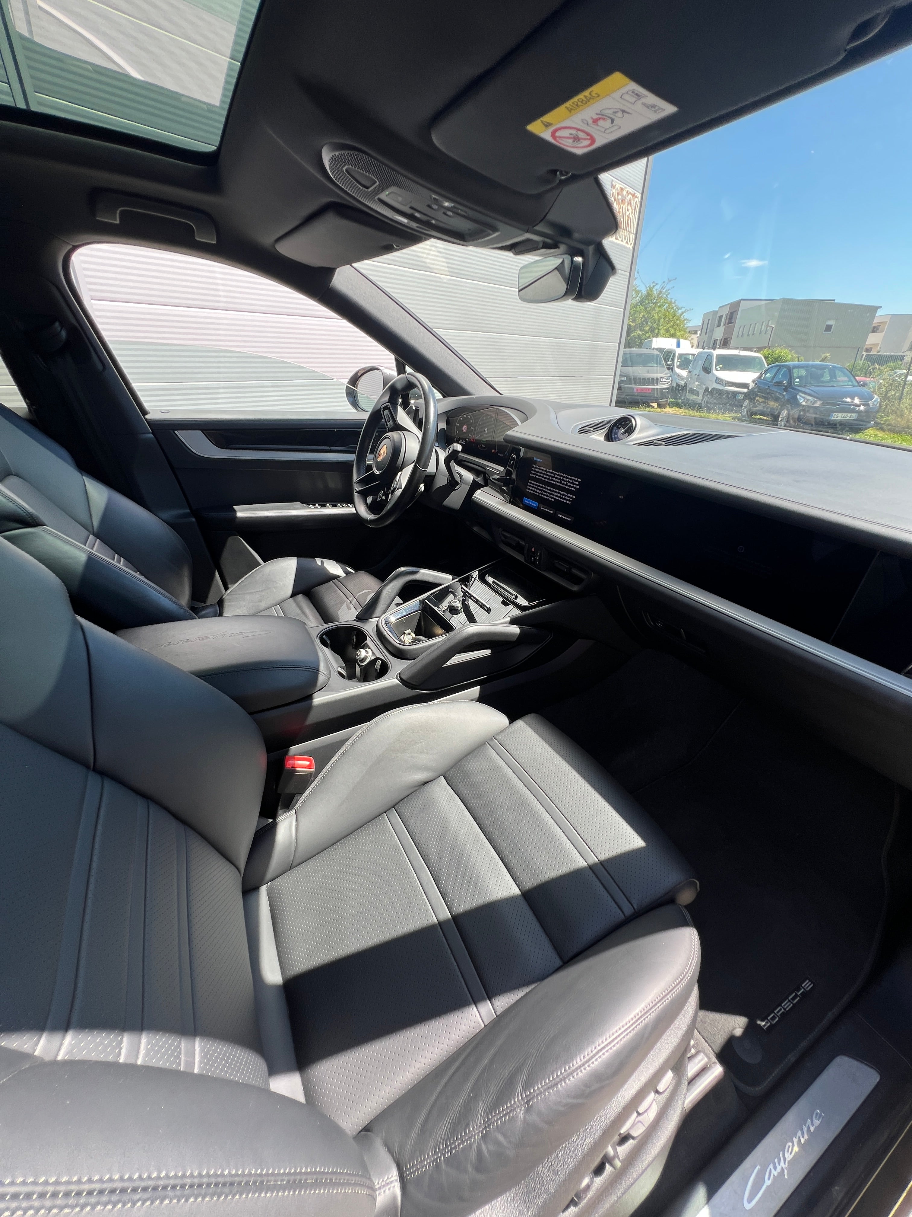 Porsche Cayenne 3.0 E-HYBRID 470H 305 PHEV 25.9KWH BVA Porsche Cayenne 3.0 E-HYBRID 470H 305 PHEV 25.9KWH BVA
