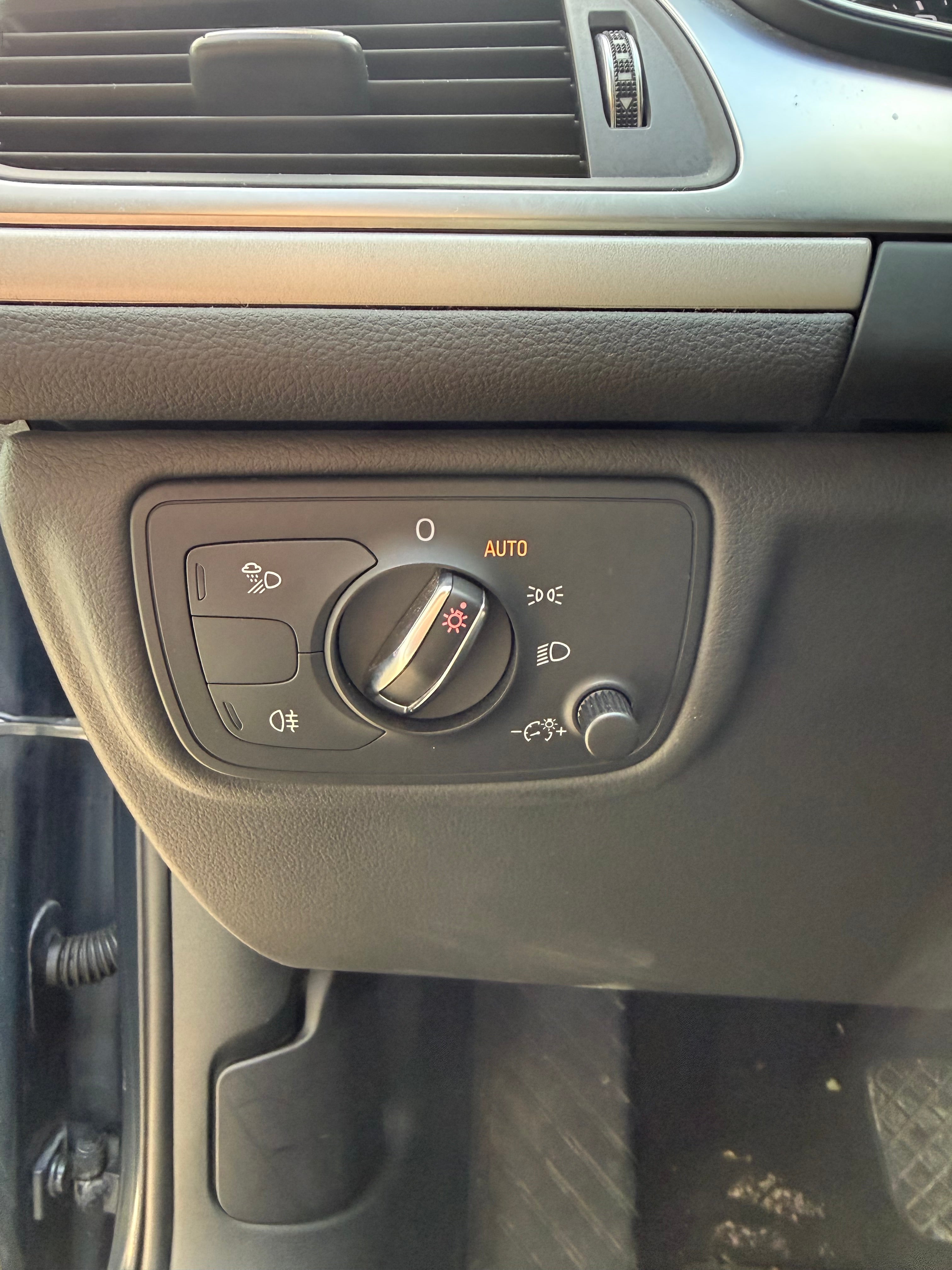 Audi A6 Phase 2 Quattro 3.0 TDI S-Tronic7 Audi A6 Phase 2 Quattro 3.0 TDI S-Tronic7