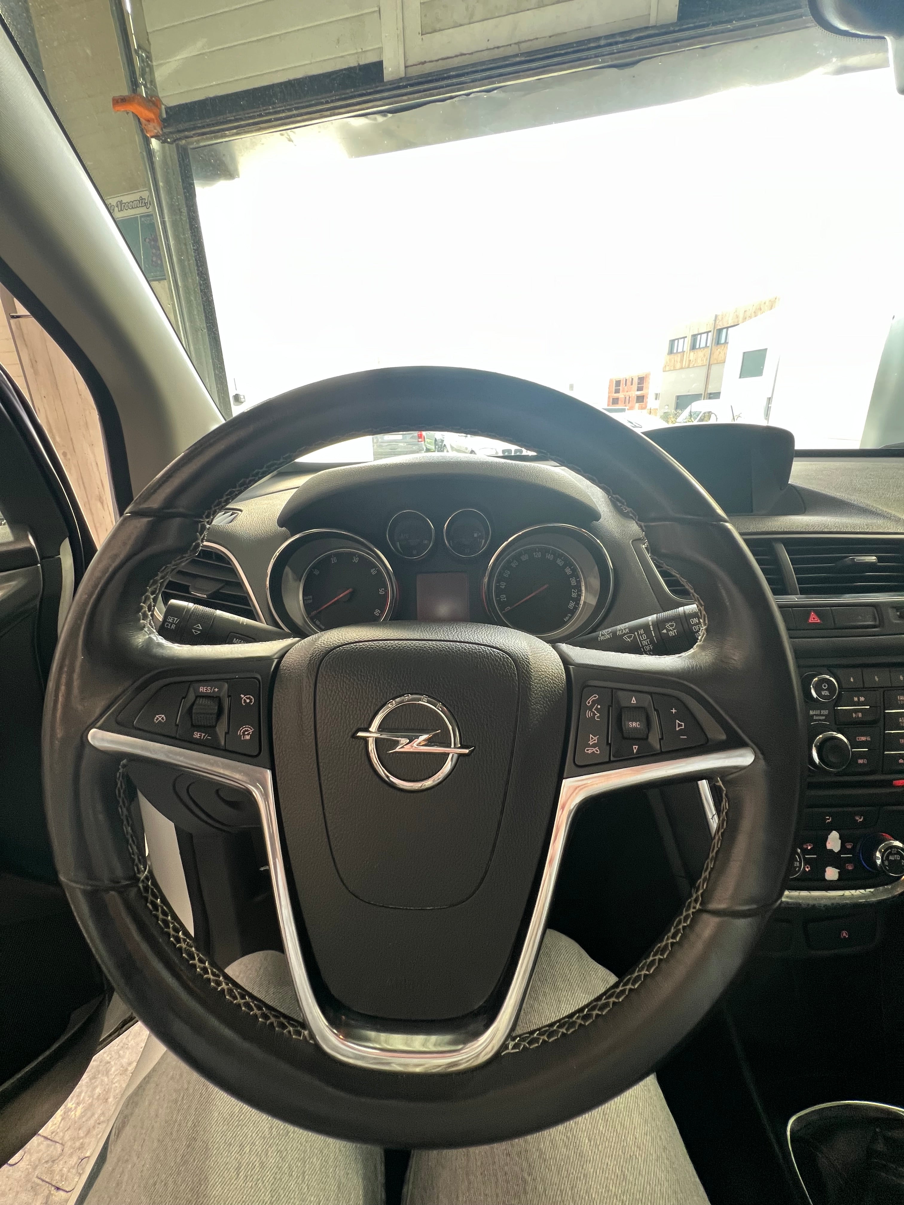 Opel Mokka 1.6 CDTI 4x2 136cv Opel Mokka 1.6 CDTI 4x2 136cv