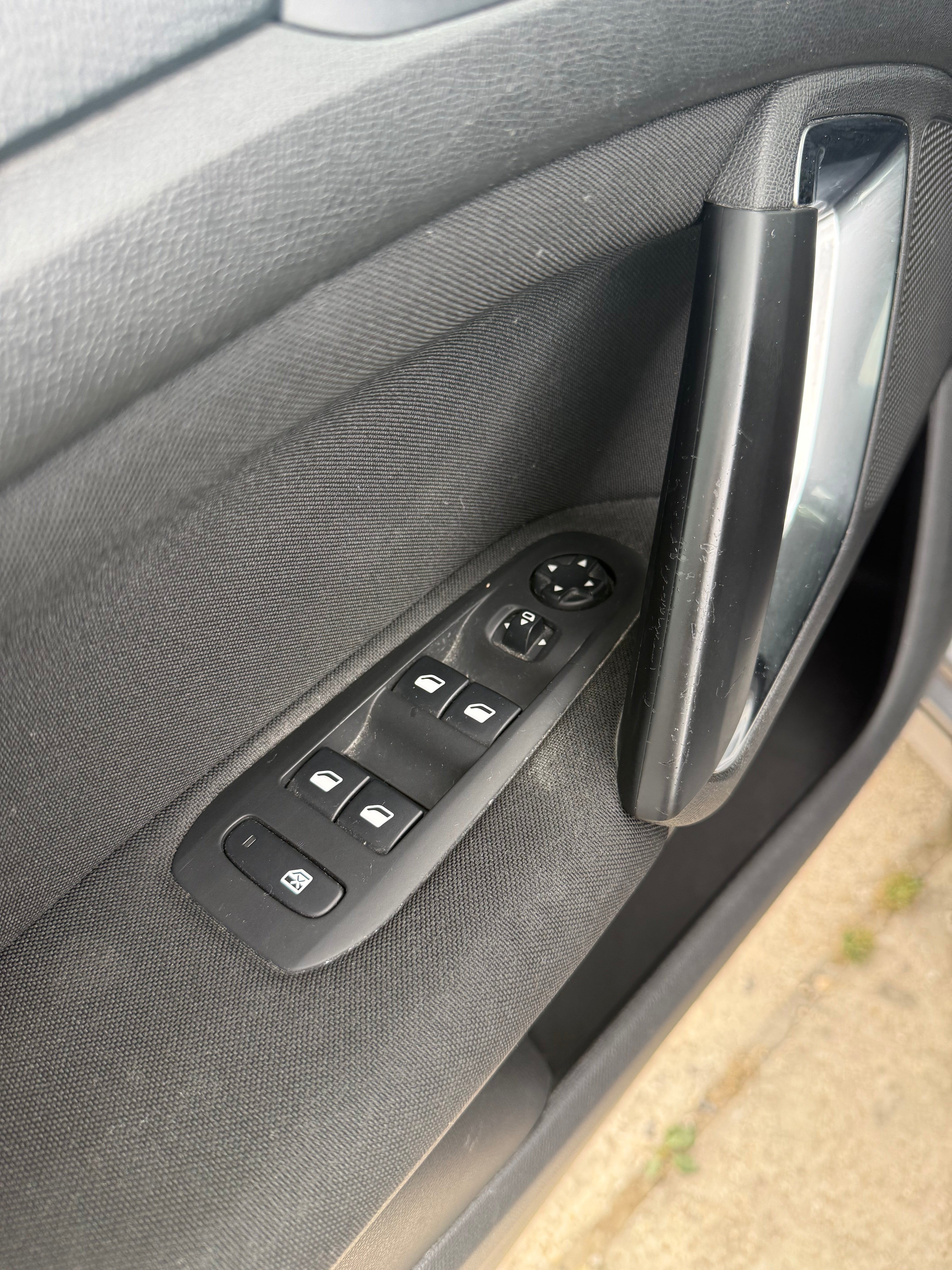 Peugeot 308 GENERATION-II 1.2 PURETECH 110 STYLE Peugeot 308 GENERATION-II 1.2 PURETECH 110 STYLE