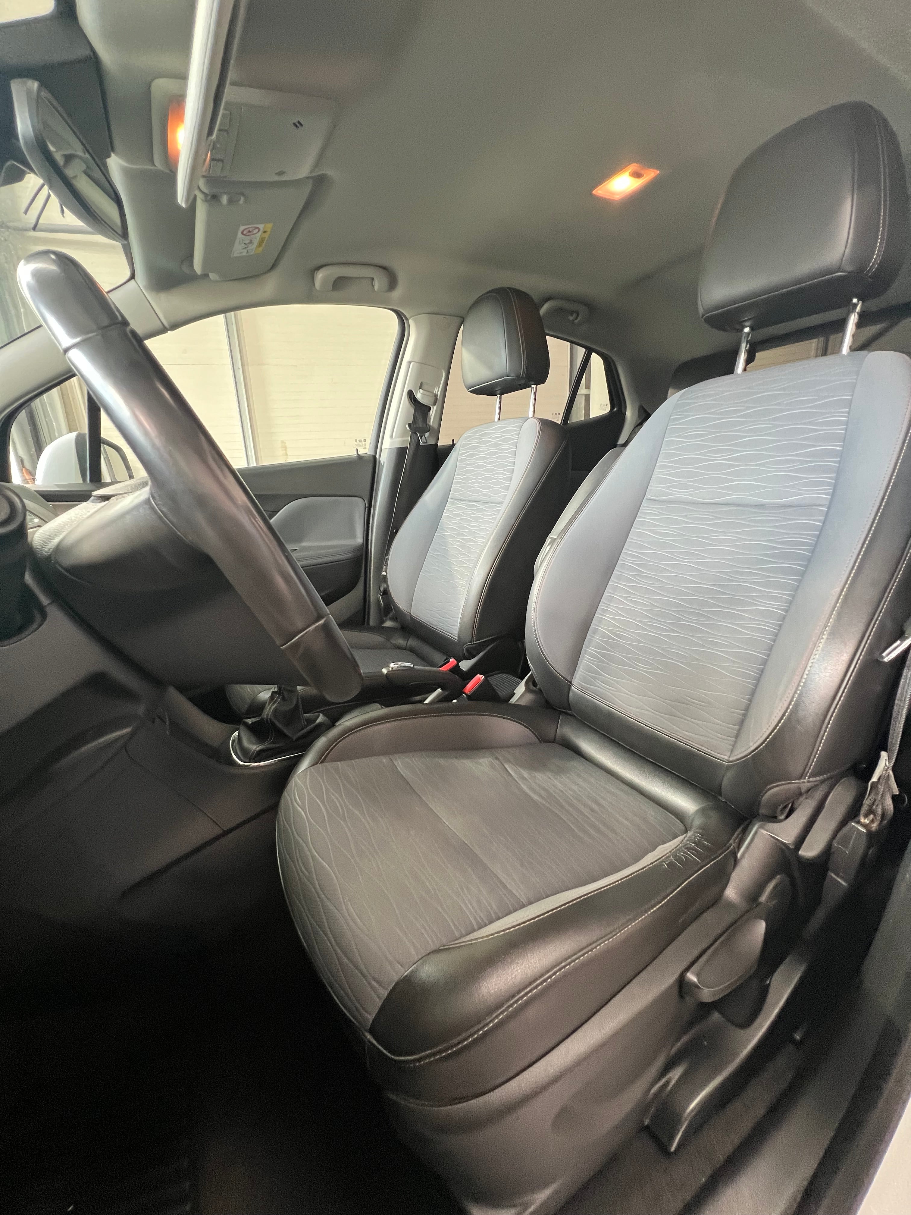 Opel Mokka 1.6 CDTI 4x2 136cv Opel Mokka 1.6 CDTI 4x2 136cv