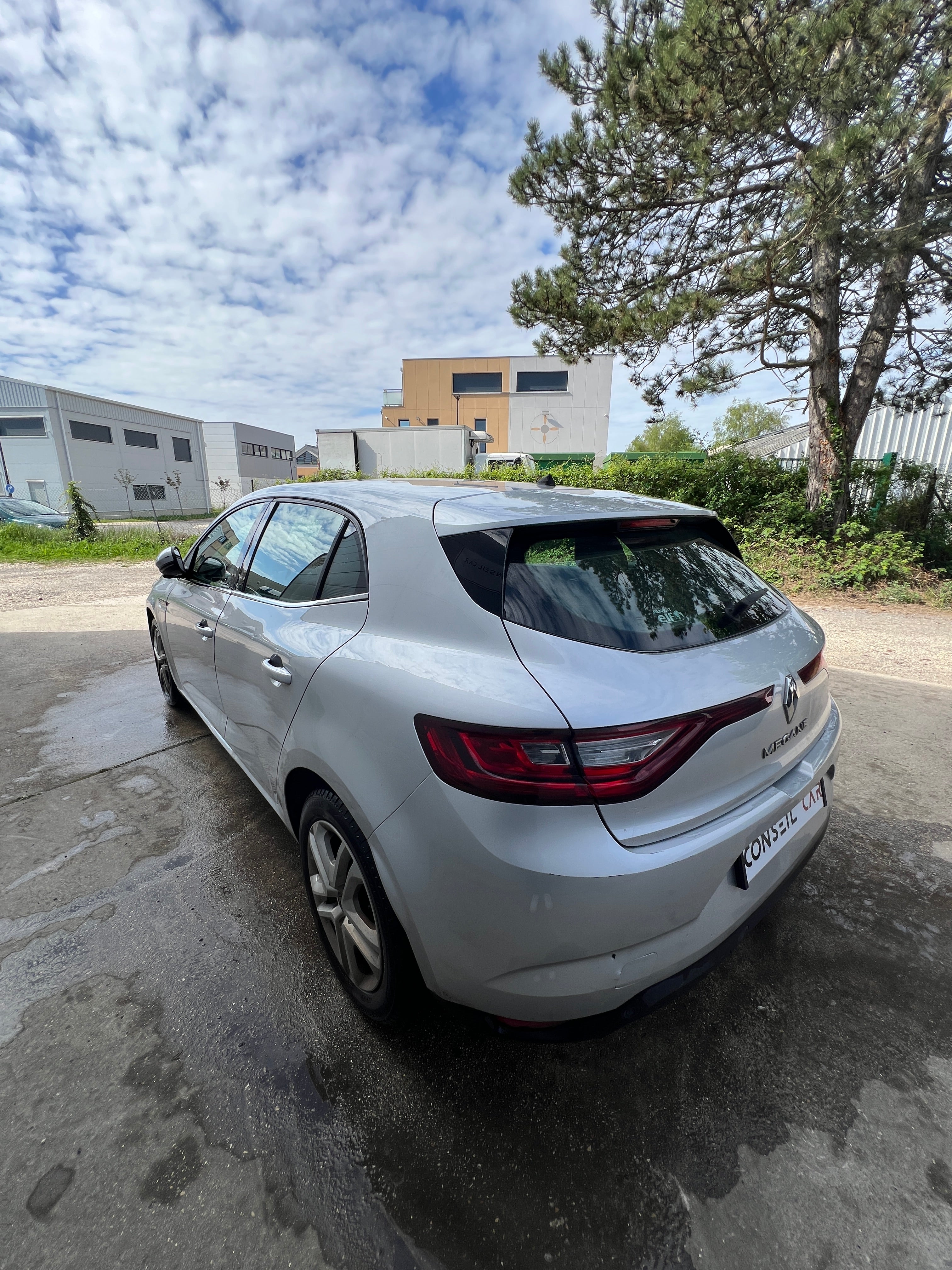 RENAULT Megane IV 1.5 dCi 90 cv RENAULT Megane IV 1.5 dCi 90 cv