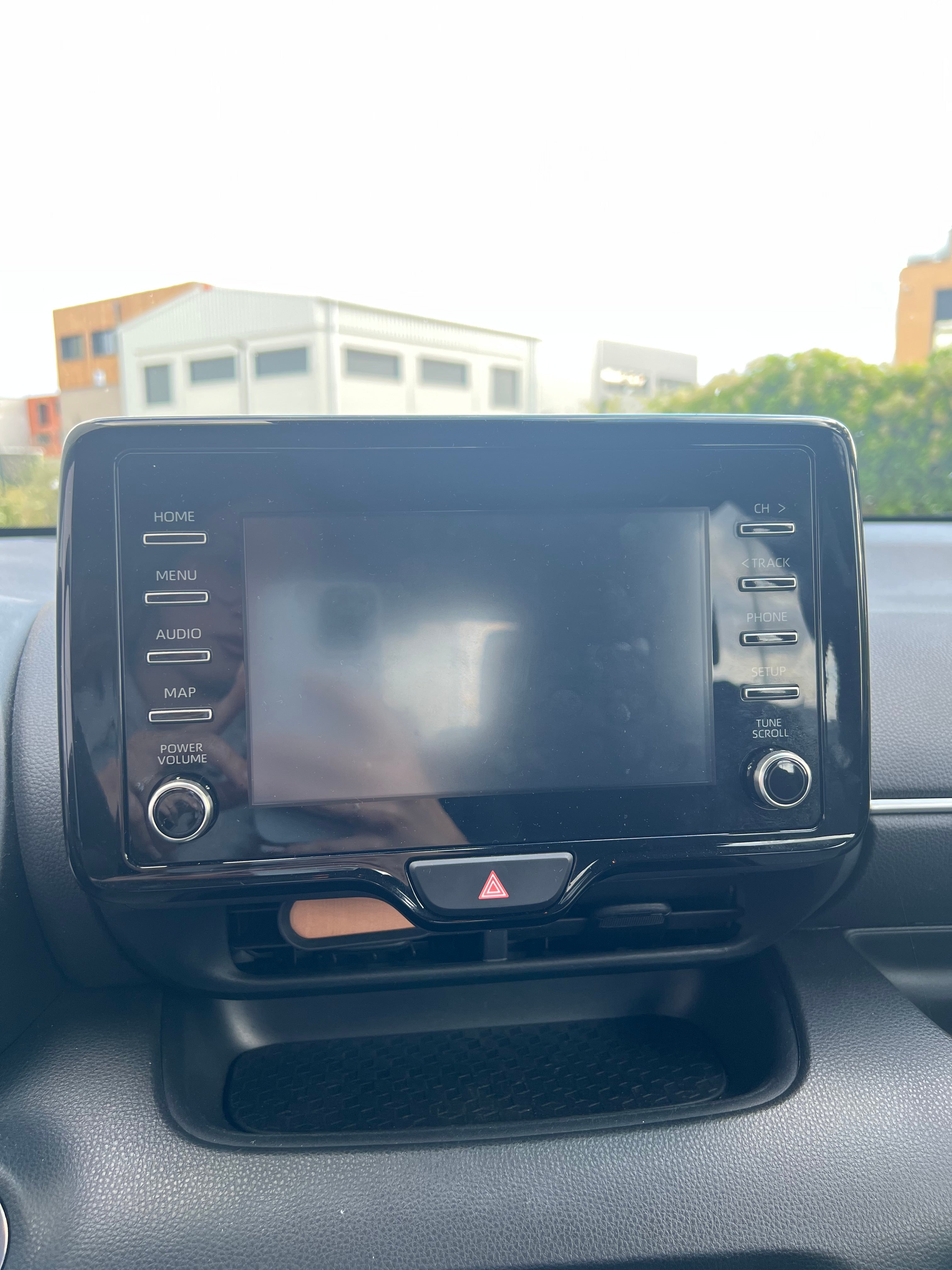 TOYOTA Yaris 1.5 116H Hybride TOYOTA Yaris 1.5 116H Hybride